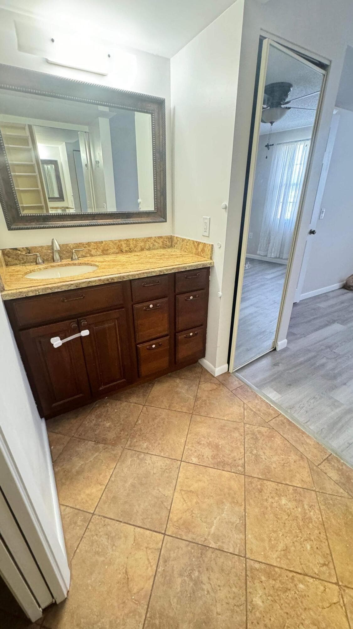 6049 Balboa Circle 202, Boca Raton, FL 33433 — photo 10 of 24