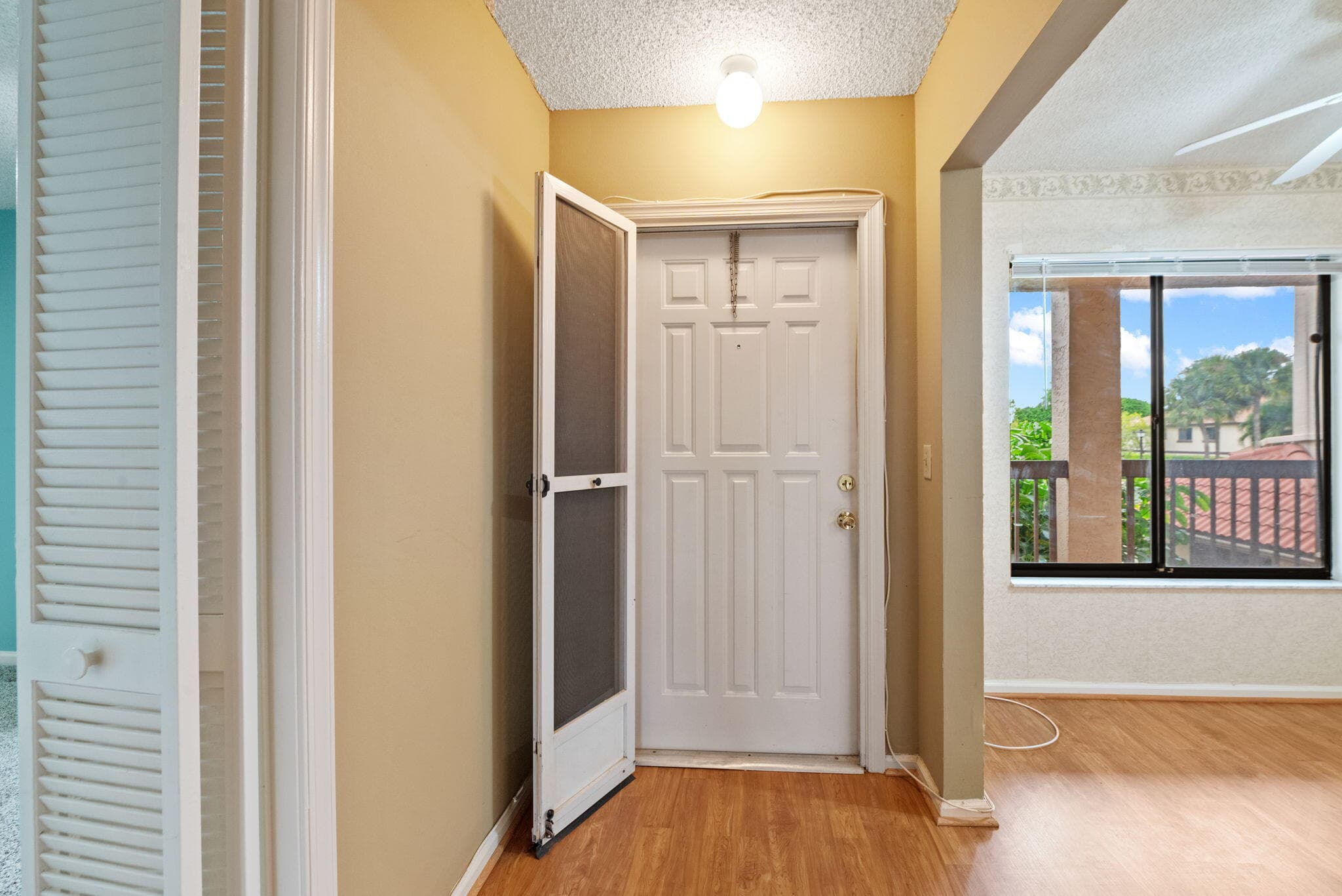 10092 Cedar Point Boulevard 205, Boynton Beach, FL 33437 — photo 5 of 30