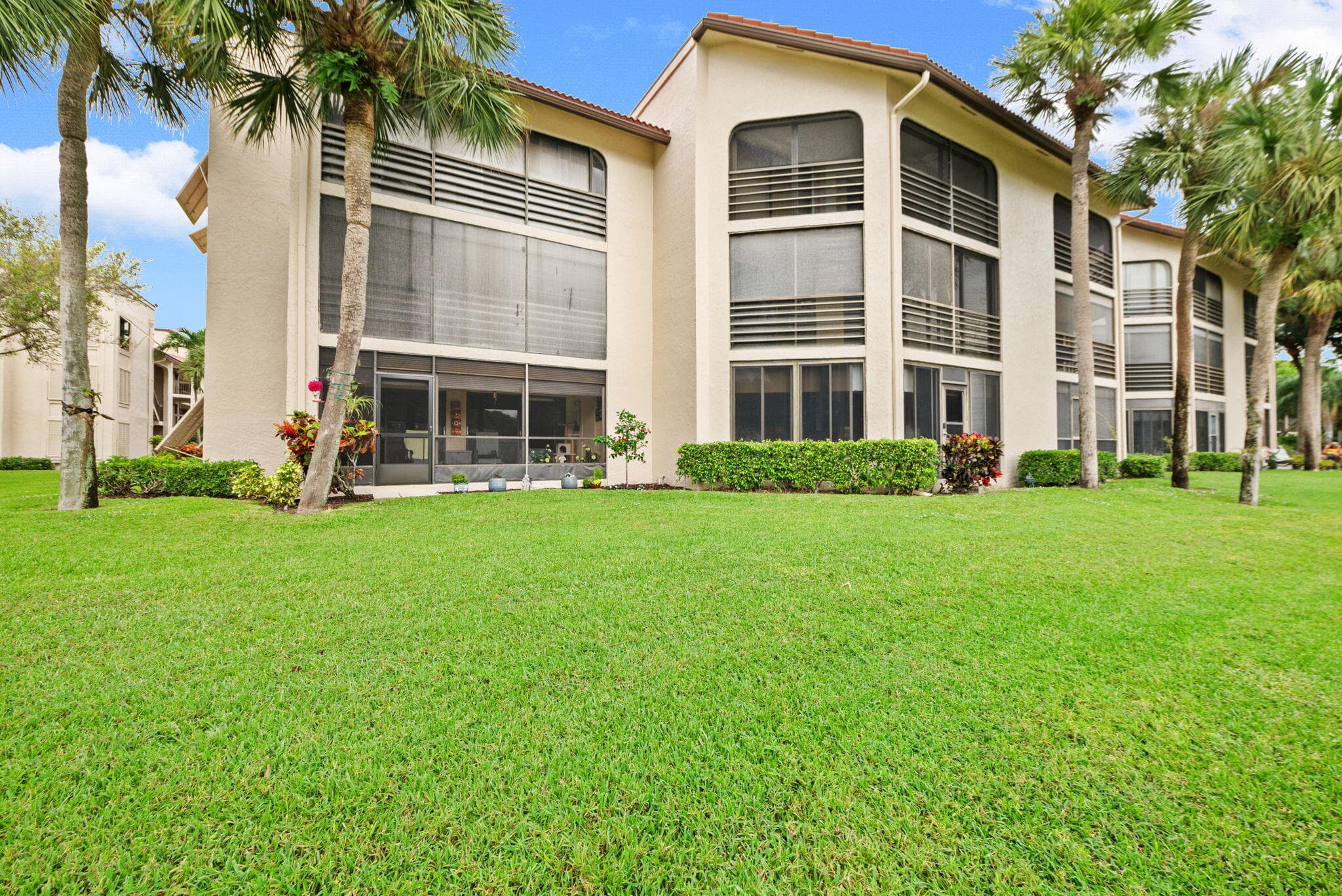 10092 Cedar Point Boulevard 205, Boynton Beach, FL 33437 — photo 1 of 30