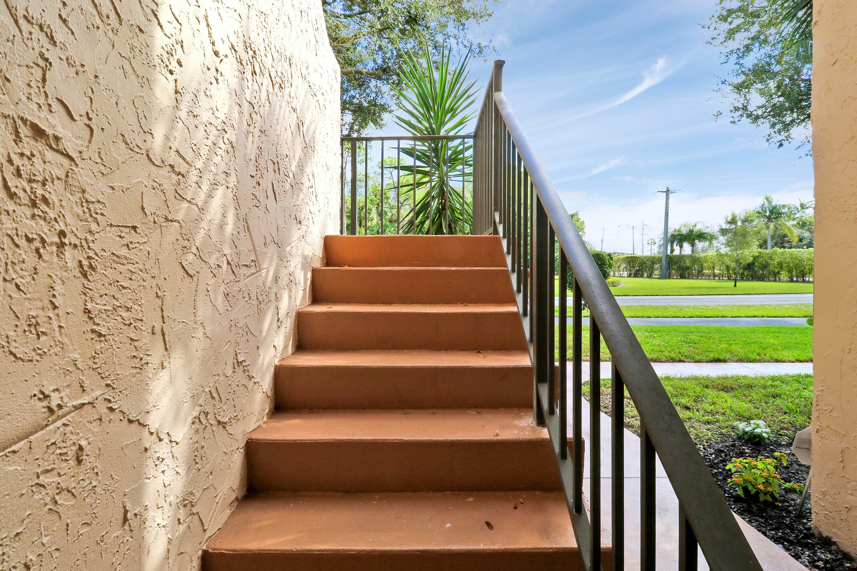 120 Lake Constance Drive, West Palm Beach, FL 33411 — photo 23 of 52