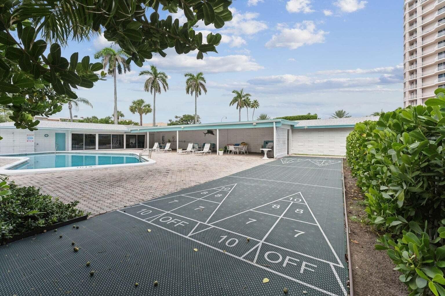 1470 S Ocean Boulevard 901, Lauderdale-By-The-Sea, FL 33062 — photo 11 of 13