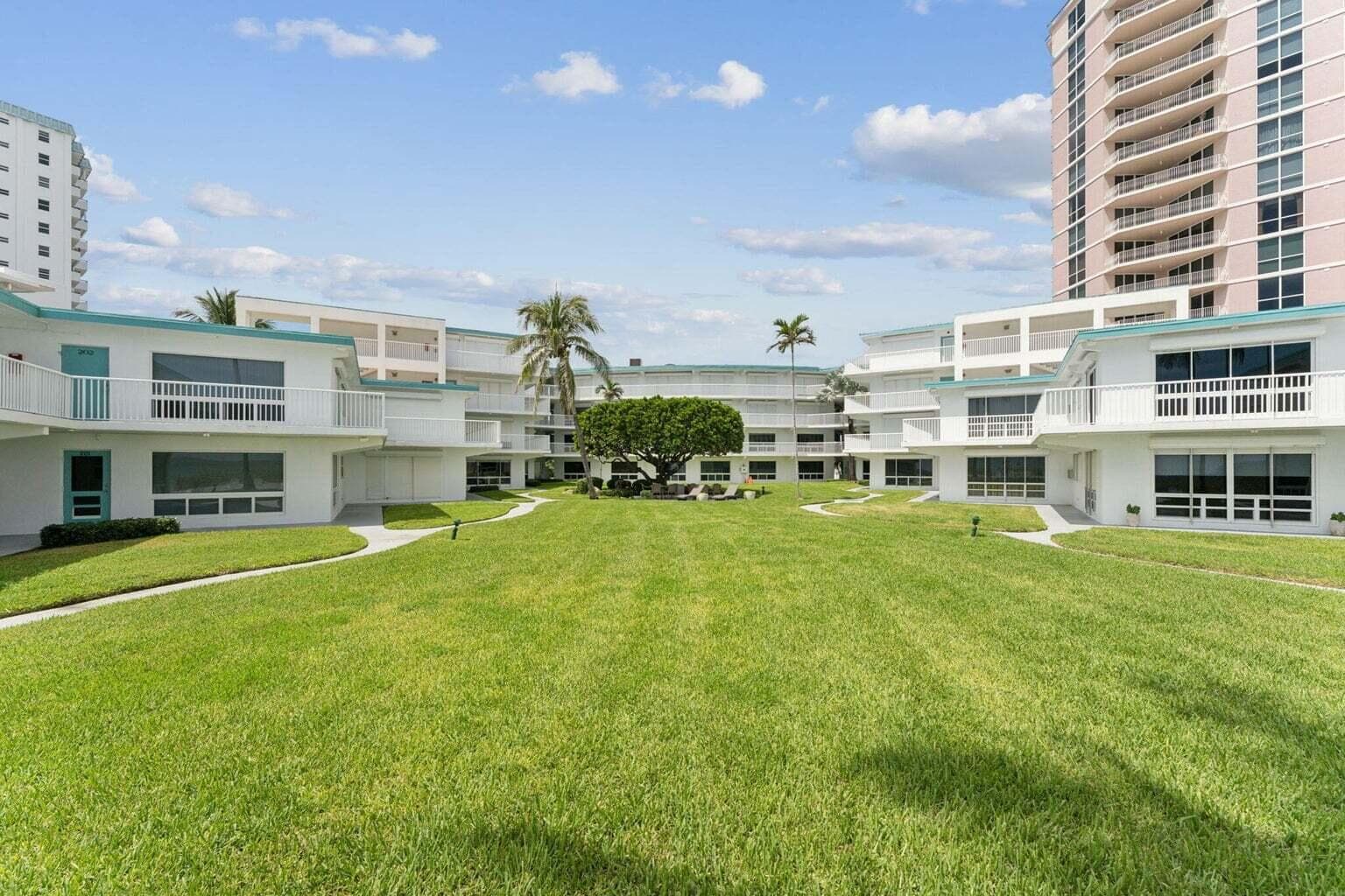 1470 S Ocean Boulevard 901, Lauderdale-By-The-Sea, FL 33062 — photo 12 of 13