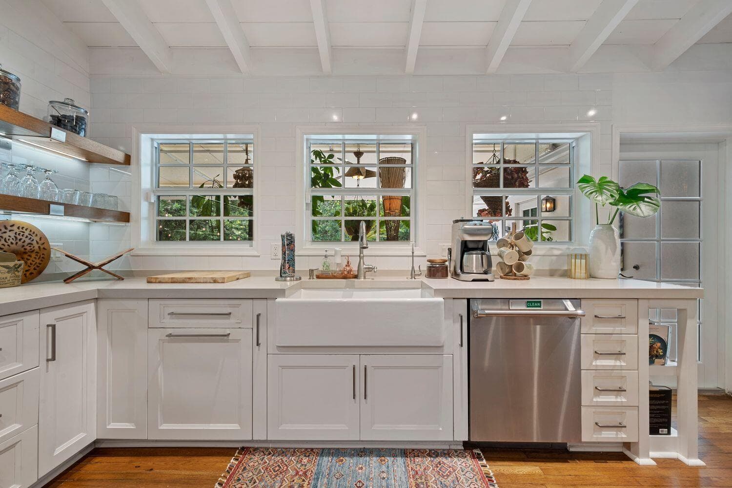 302 NW 16th Street, Delray Beach, FL 33444 — photo 17 of 52