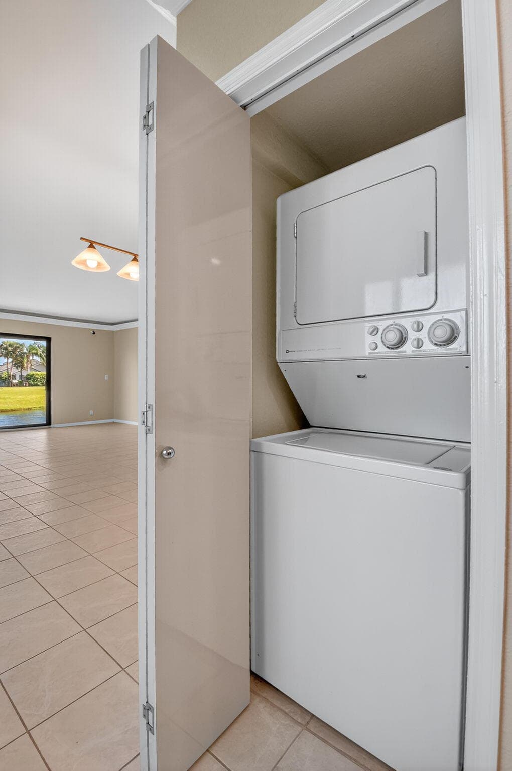 900 Greensward Lane 101-G, Delray Beach, FL 33445 — photo 31 of 62