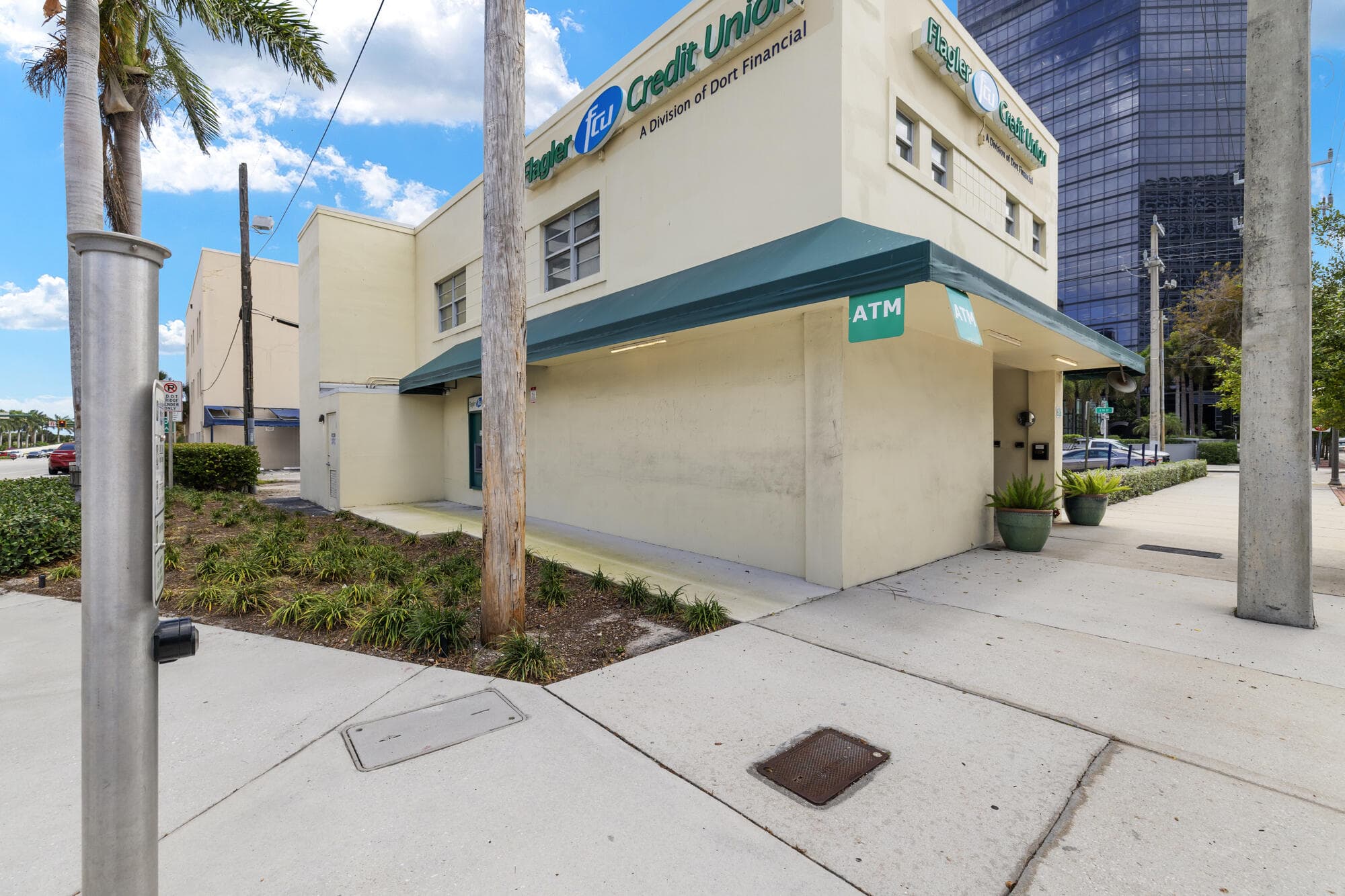215 5th Street, West Palm Beach, FL 33401 — photo 17 of 19