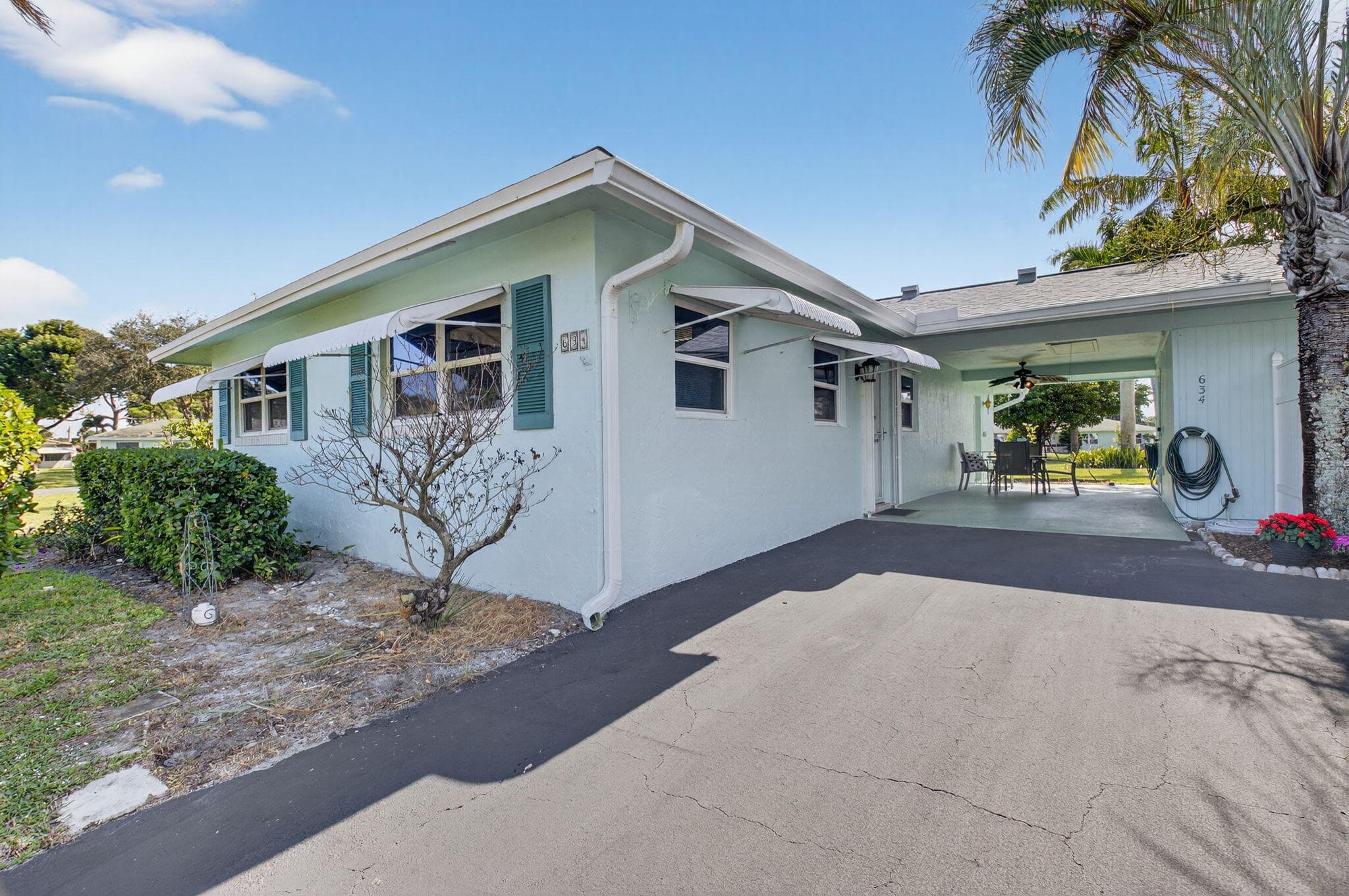 634 Hummingbird Lane, Delray Beach, FL 33445 — photo 1 of 37