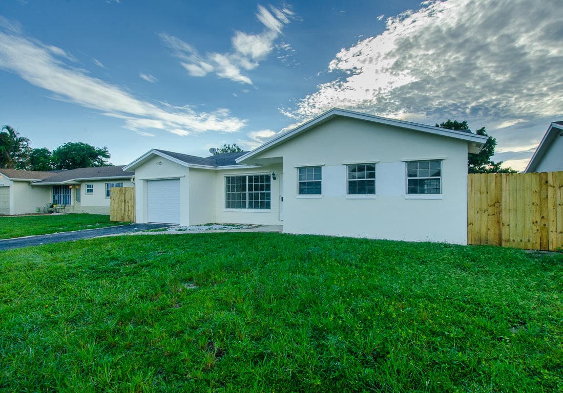 22710 SW 65th Circle, Boca Raton, FL 33428 — photo 5 of 28