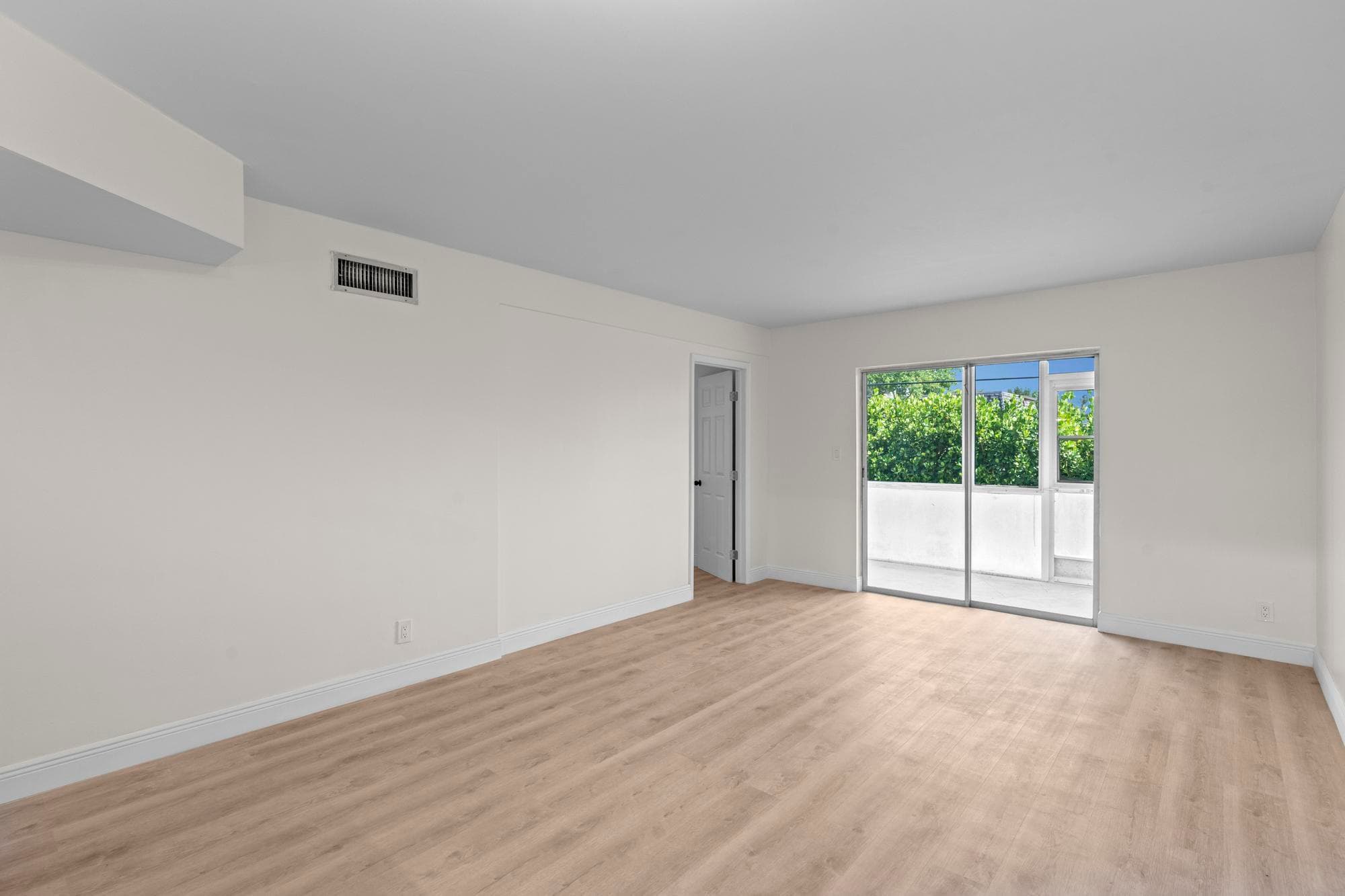 2647 Garden Drive 101, Lake Worth, FL 33461 — photo 10 of 33