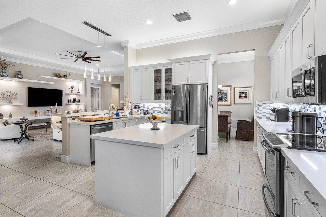 9037 Golden Mountain Circle, Boynton Beach, FL 33473 — photo 5 of 59