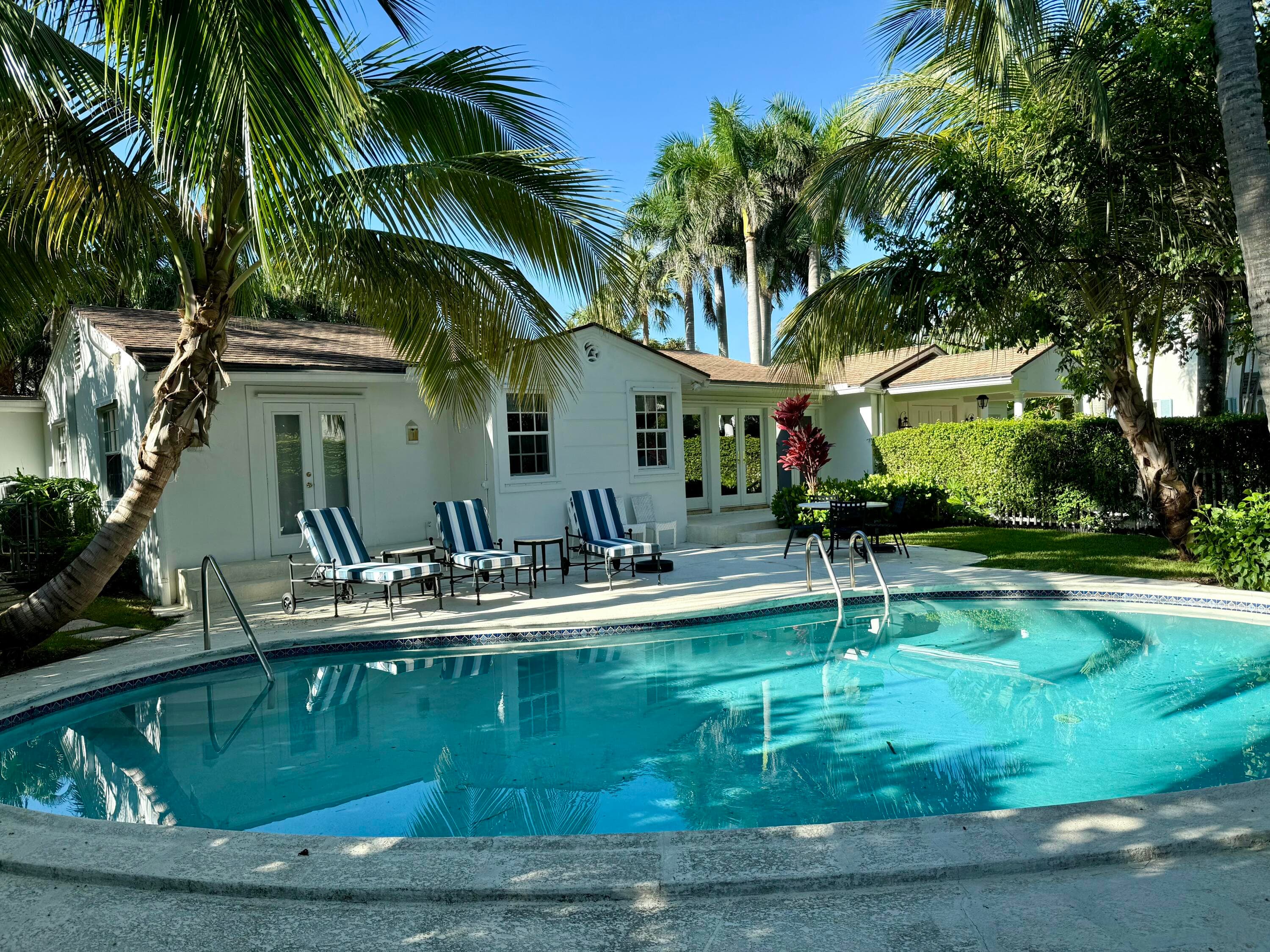 222 Miraflores Drive, Palm Beach, FL 33480 — photo 14 of 15