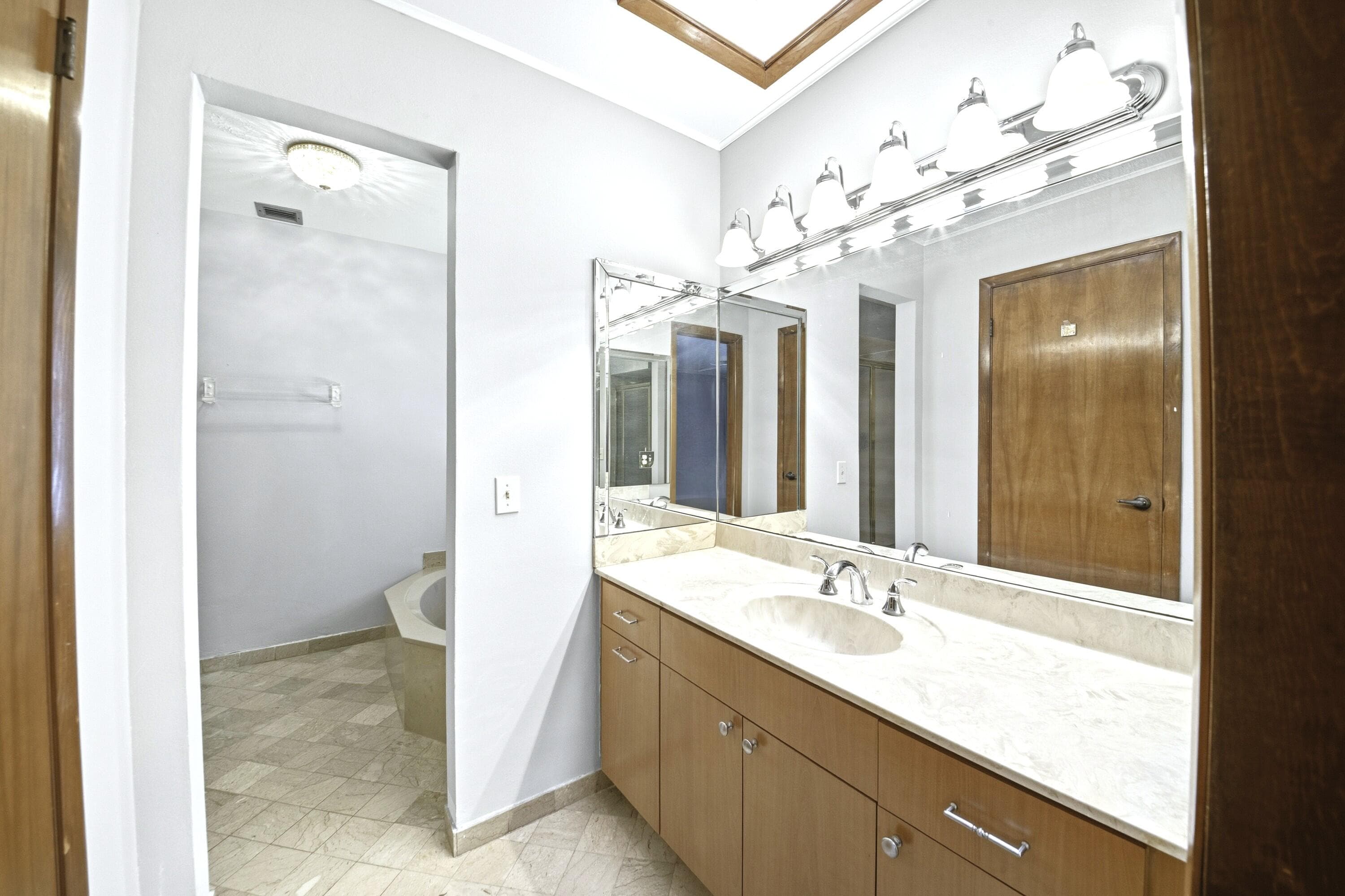 309 SE 4th Street, Dania Beach, FL 33004 — photo 13 of 23
