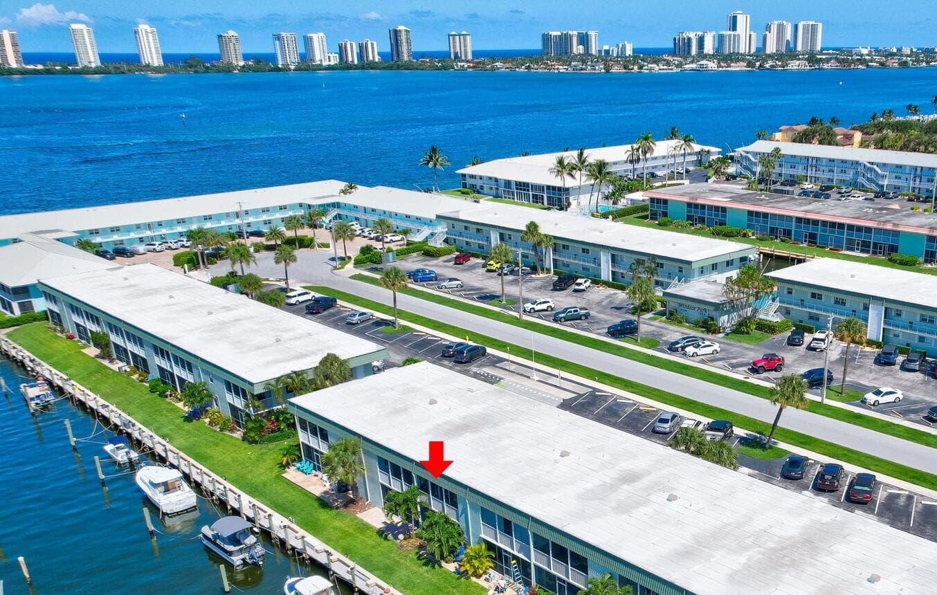 121 Wettaw Lane 211, North Palm Beach, FL 33408 — photo 1 of 55