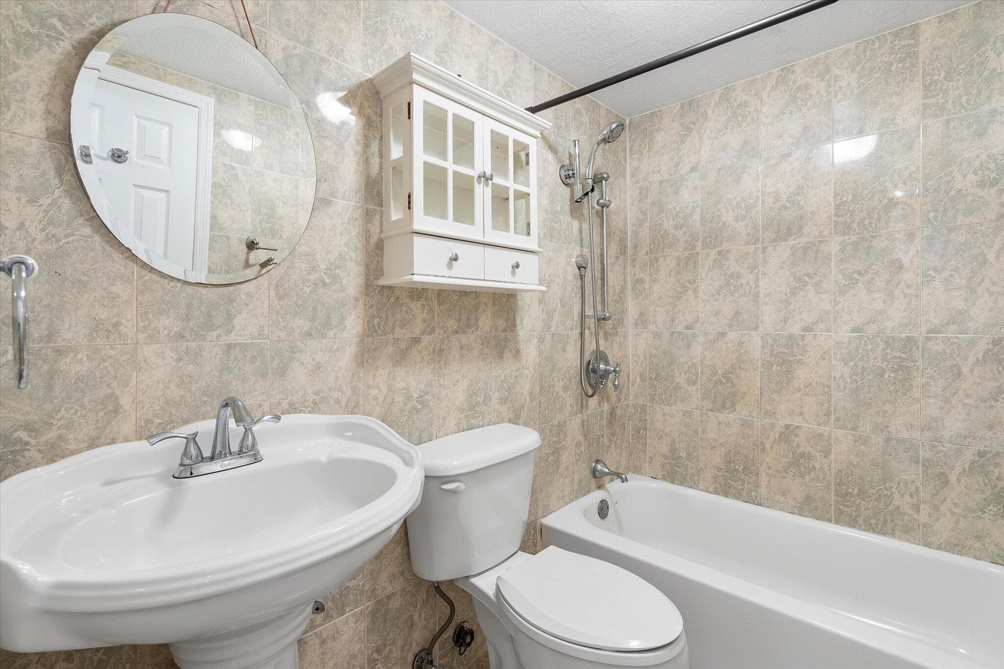 2138 SW 6th Street 301, Miami, FL 33135 — photo 11 of 15