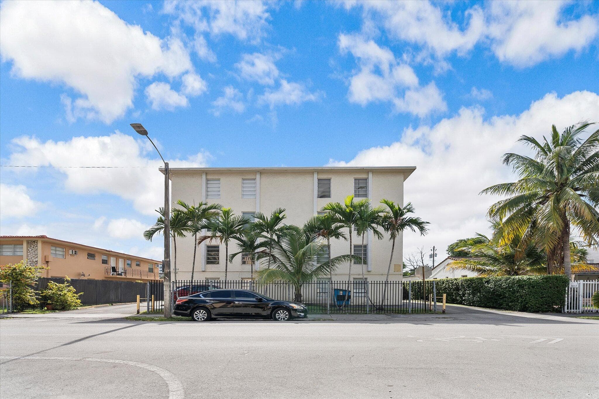 2138 SW 6th Street 301, Miami, FL 33135 — photo 2 of 15