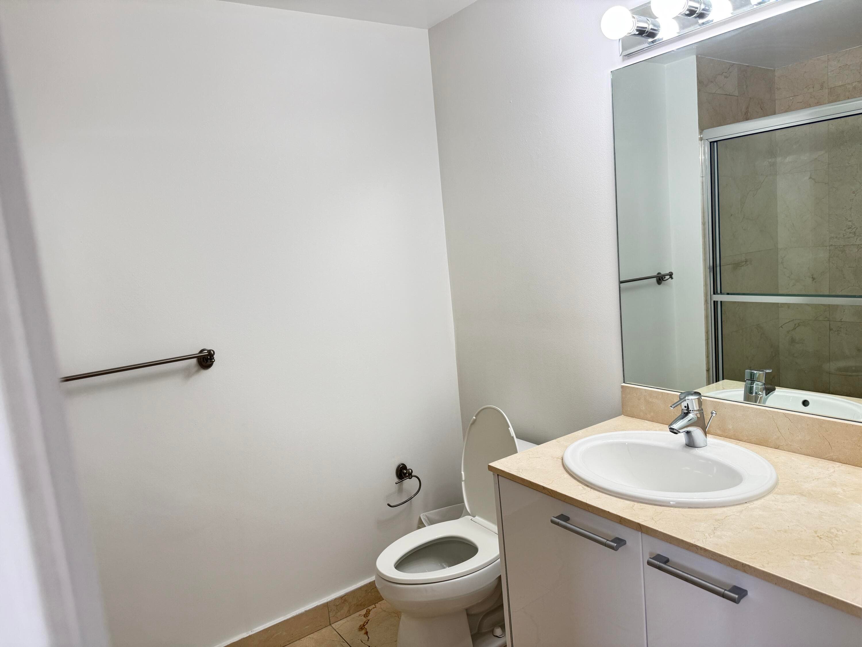 16275 Collins Avenue #1004, Sunny Isles Beach, FL 33160 — photo 21 of 31