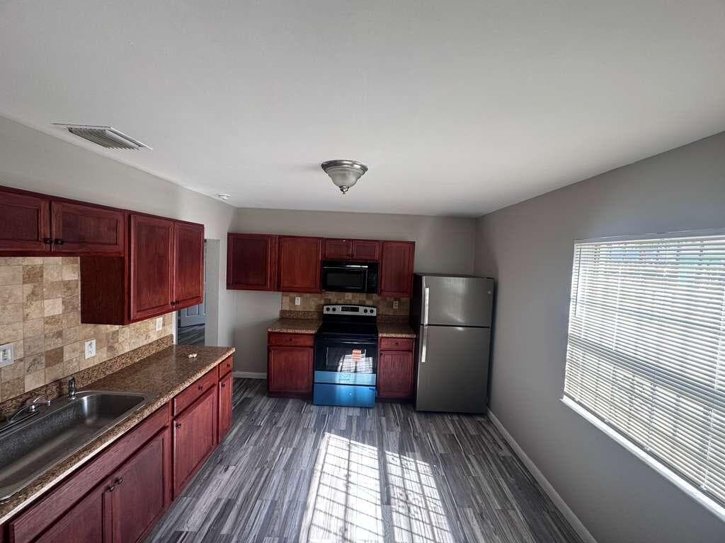 3309 Avenue S, Riviera Beach, FL 33404 — photo 2 of 17