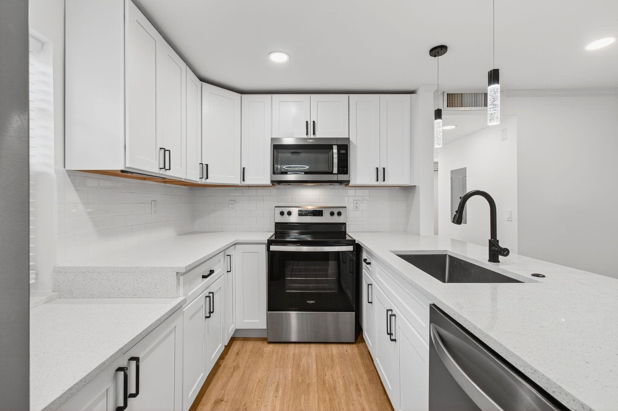 449 Normandy J, Delray Beach, FL 33484 — photo 4 of 57