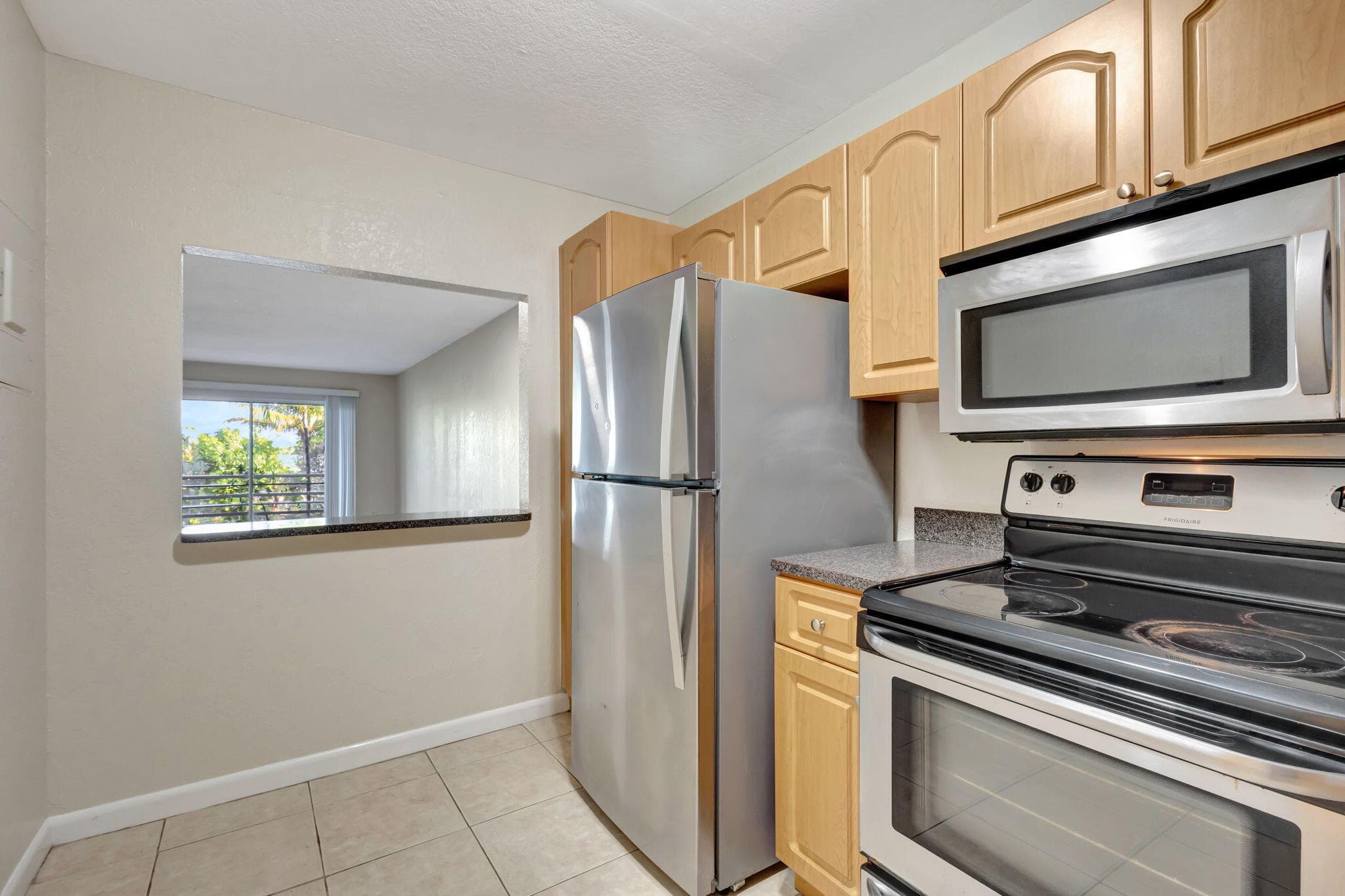 120 Sparrow Drive 213, Royal Palm Beach, FL 33411 — photo 18 of 36