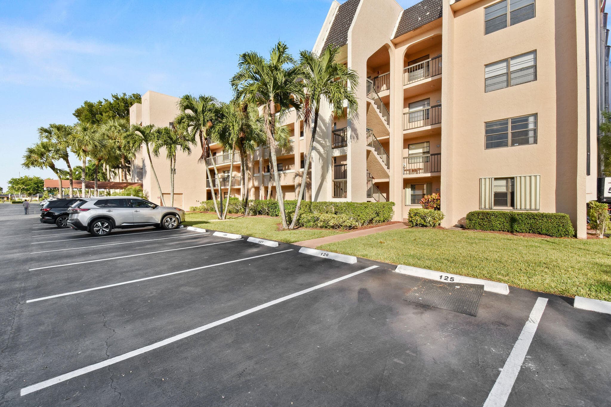 140 Lake Nancy Lane 112, West Palm Beach, FL 33411 — photo 23 of 32