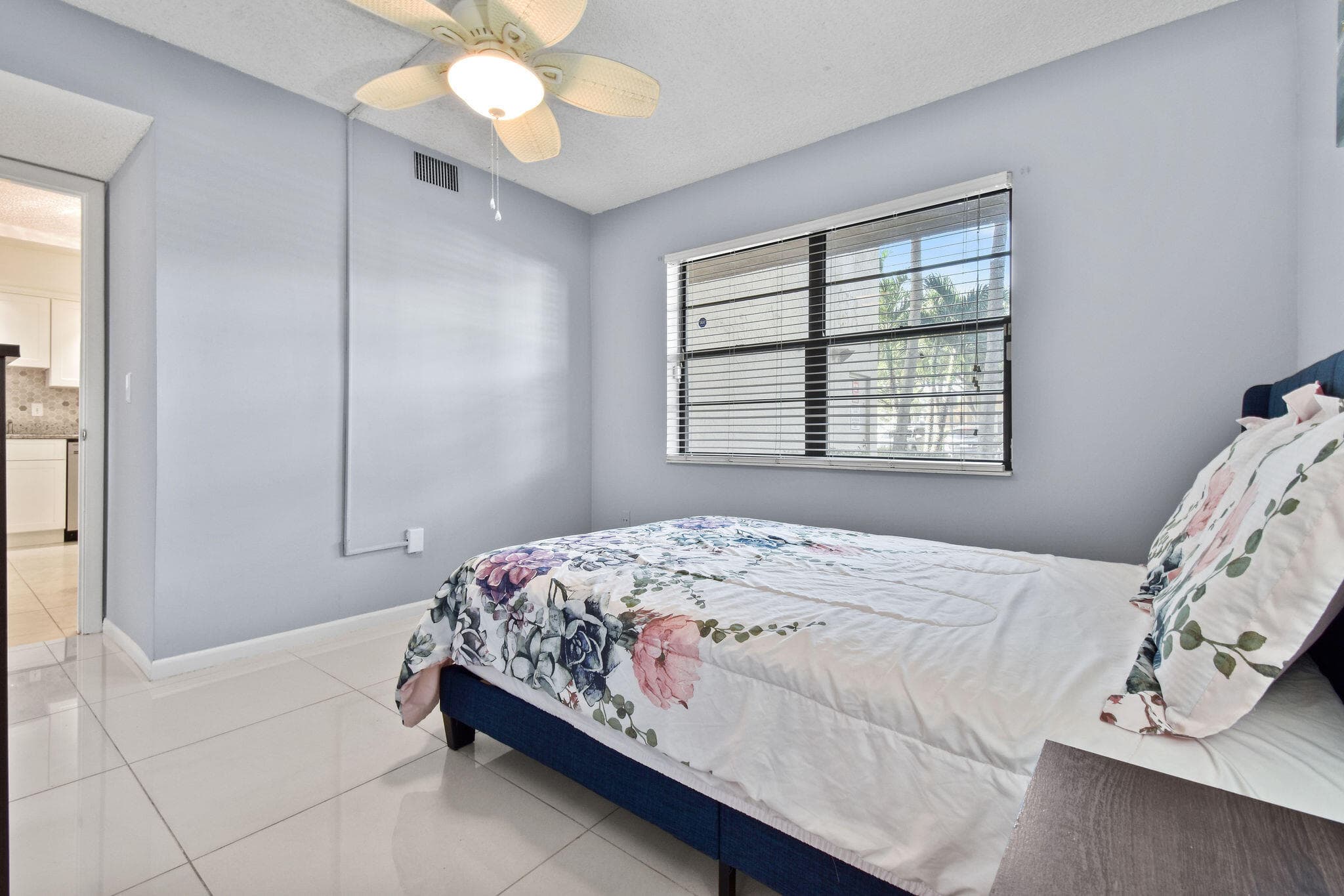 140 Lake Nancy Lane 112, West Palm Beach, FL 33411 — photo 13 of 32