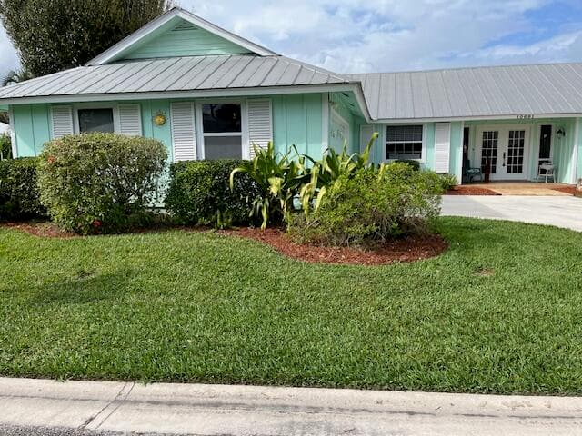 10691 SE Jupiter Narrows Drive, Hobe Sound, FL 33455 — photo 4 of 53