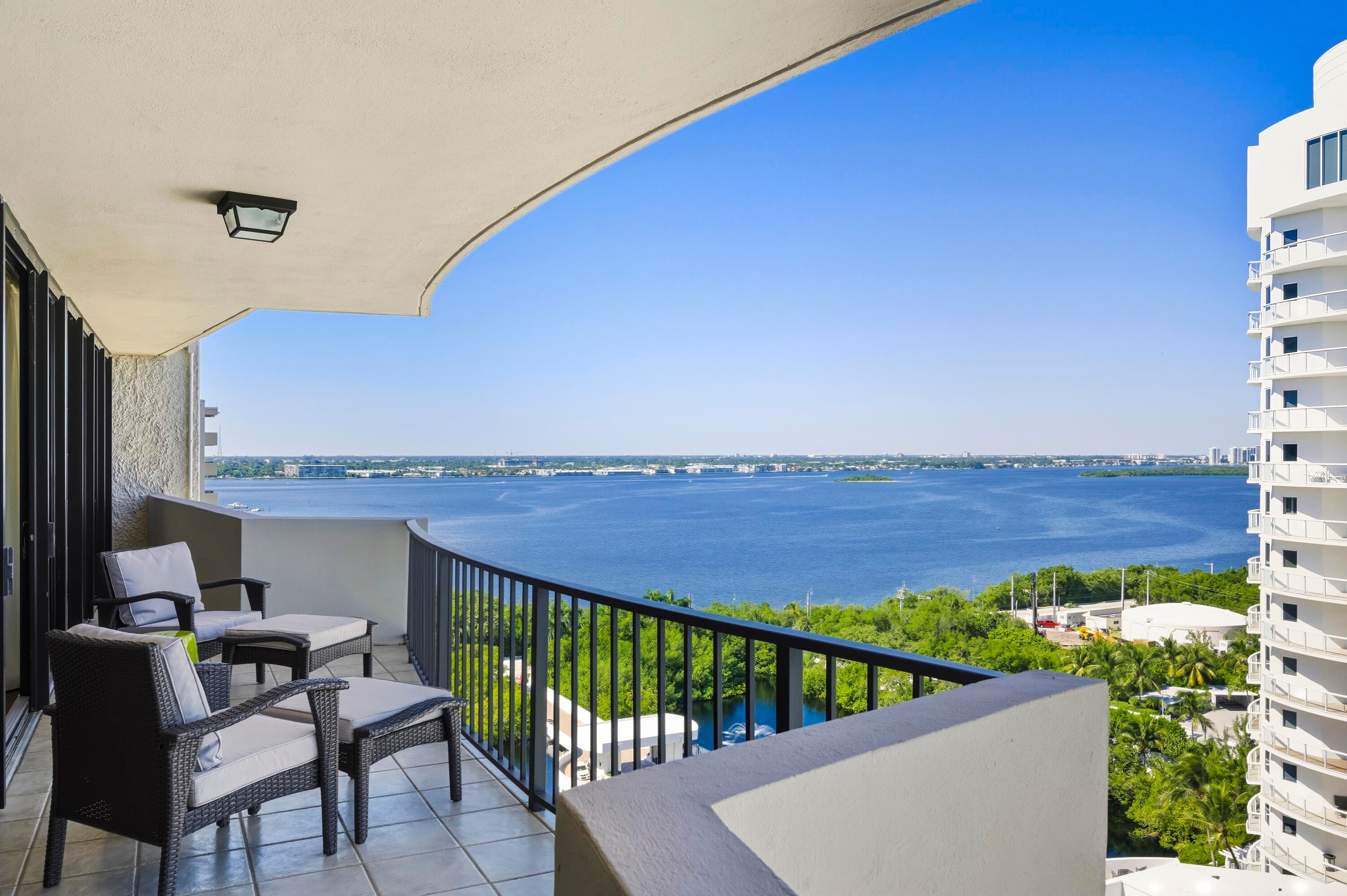 4200 N Ocean Drive 1-1705, Singer Island, FL 33404 — photo 3 of 39