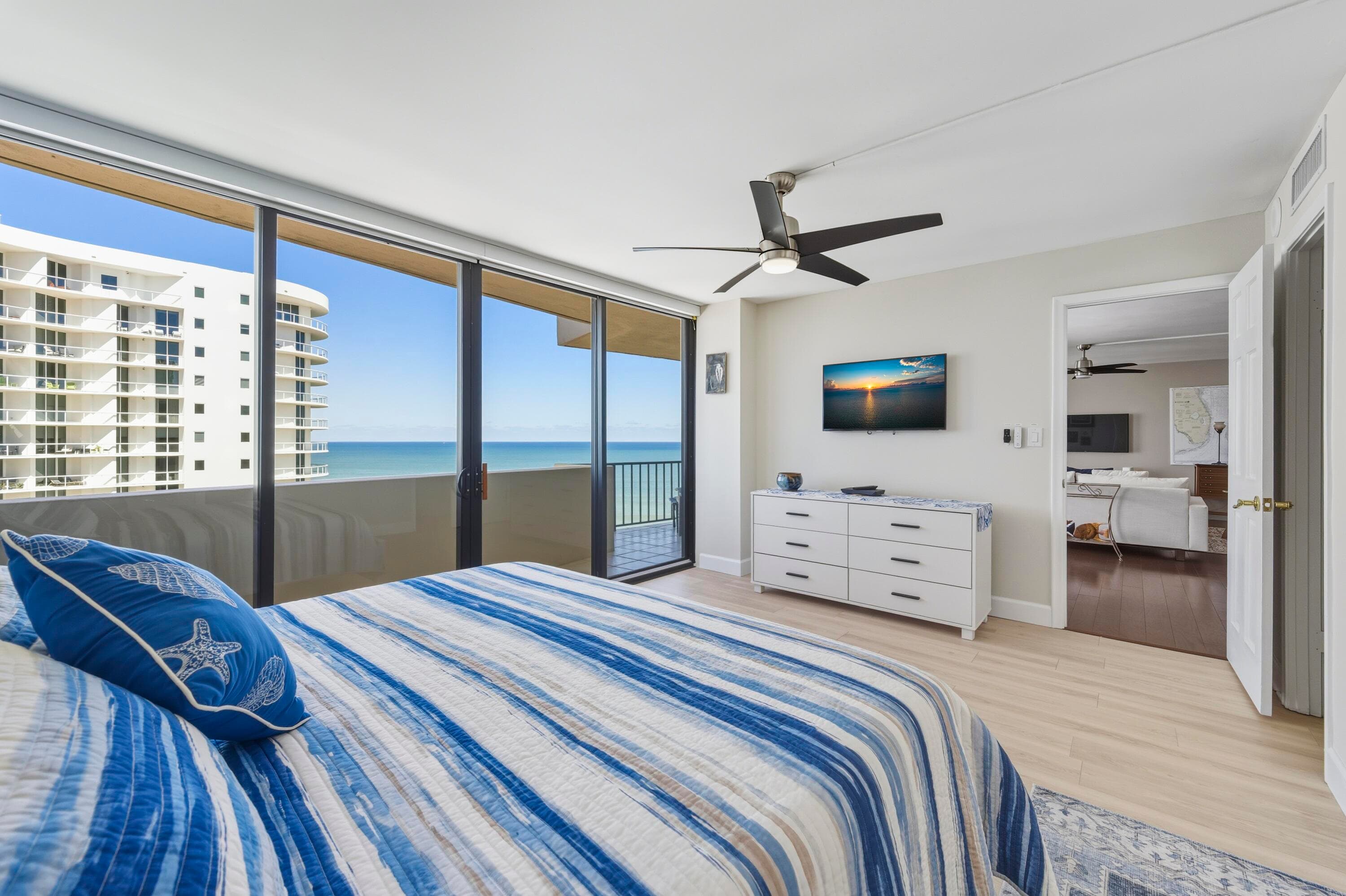 4200 N Ocean Drive 1-1705, Singer Island, FL 33404 — photo 9 of 39