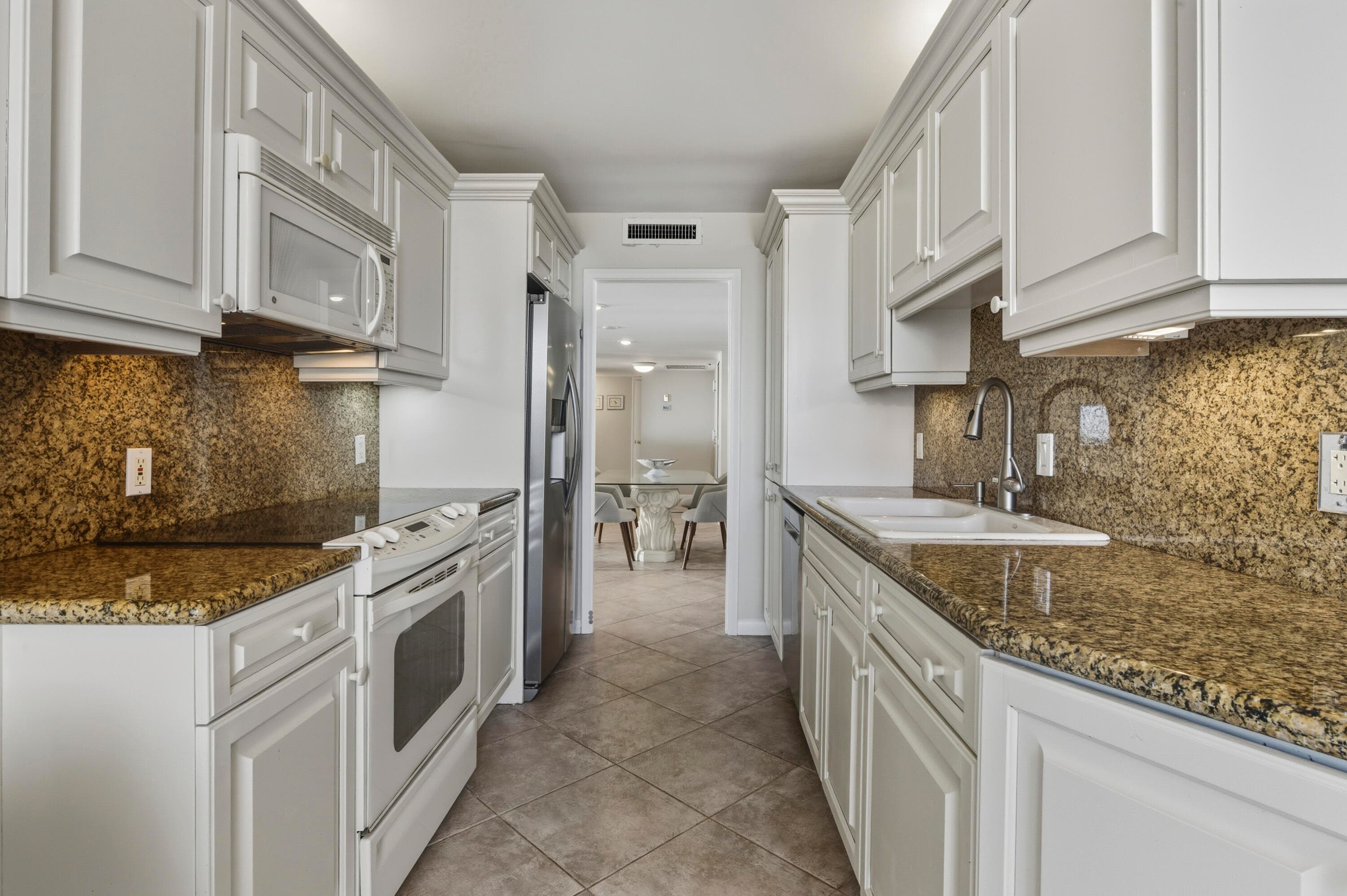 4200 N Ocean Drive 1-1705, Singer Island, FL 33404 — photo 16 of 39