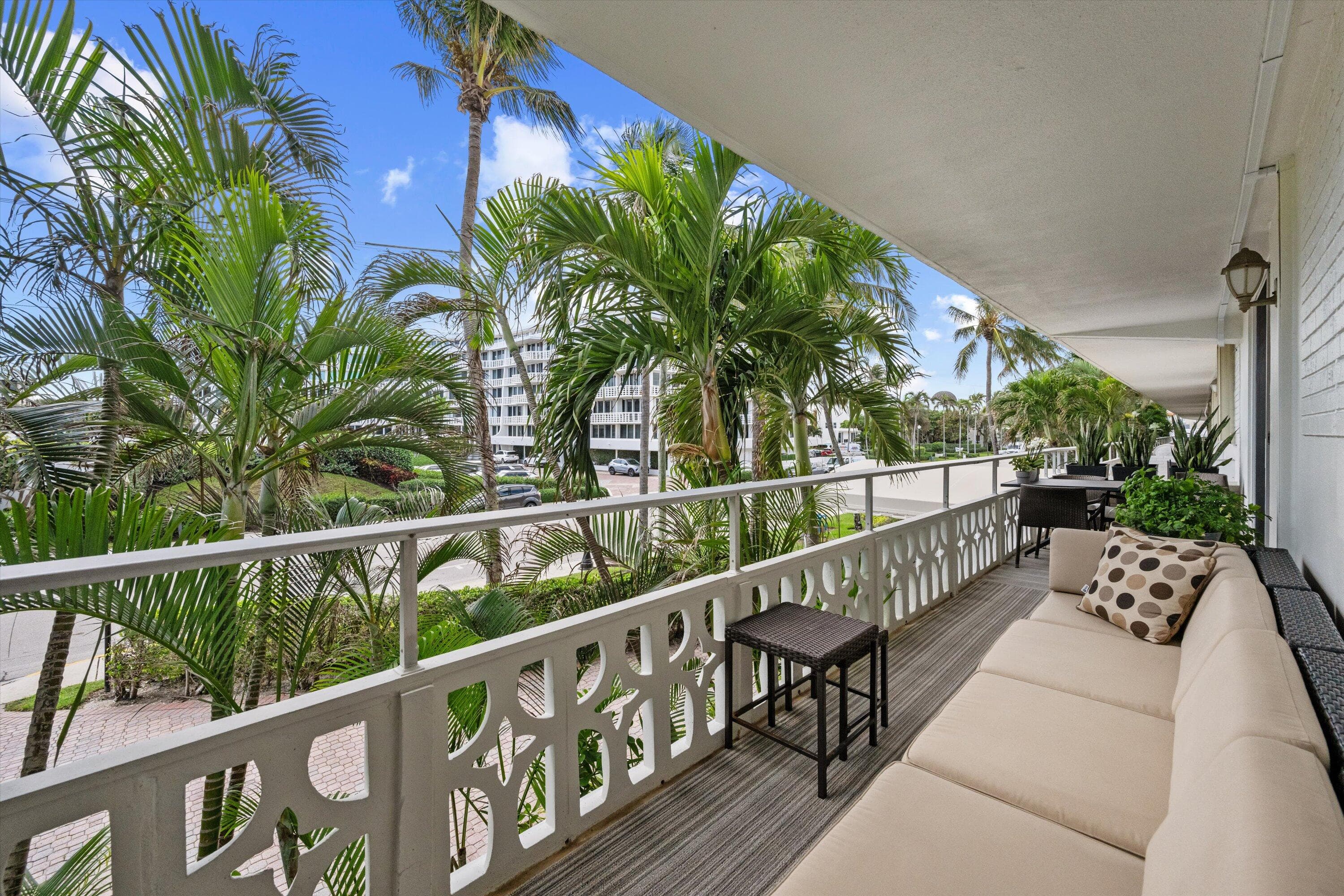139 Sunrise Avenue 205, Palm Beach, FL 33480 — photo 20 of 31