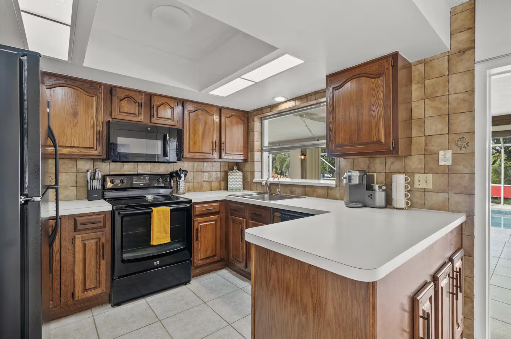 Single Family Residence in Port St. Lucie — photo 17 of 19