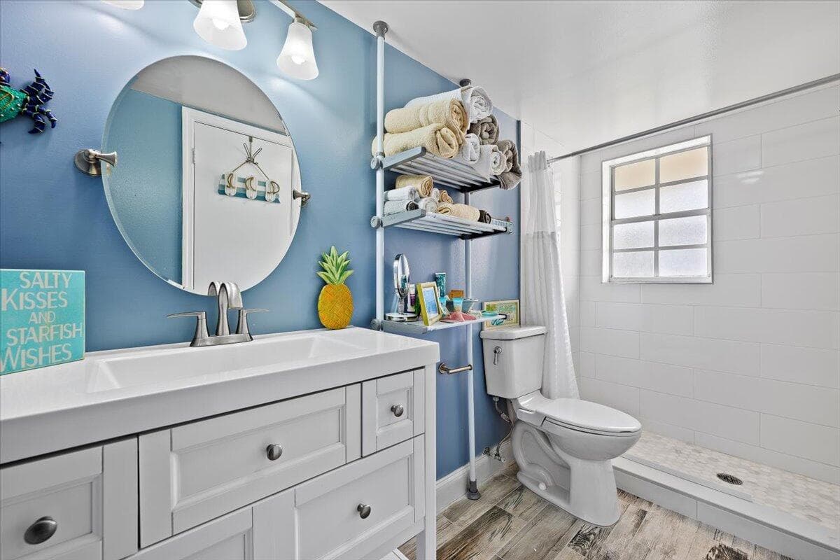 1015 Lake Shore Drive 105, Lake Park, FL 33403 — photo 11 of 41