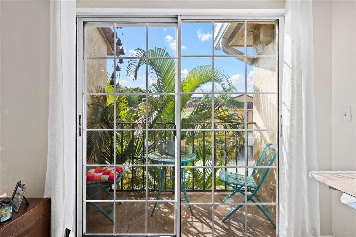1015 Lake Shore Drive 105, Lake Park, FL 33403 — photo 17 of 41