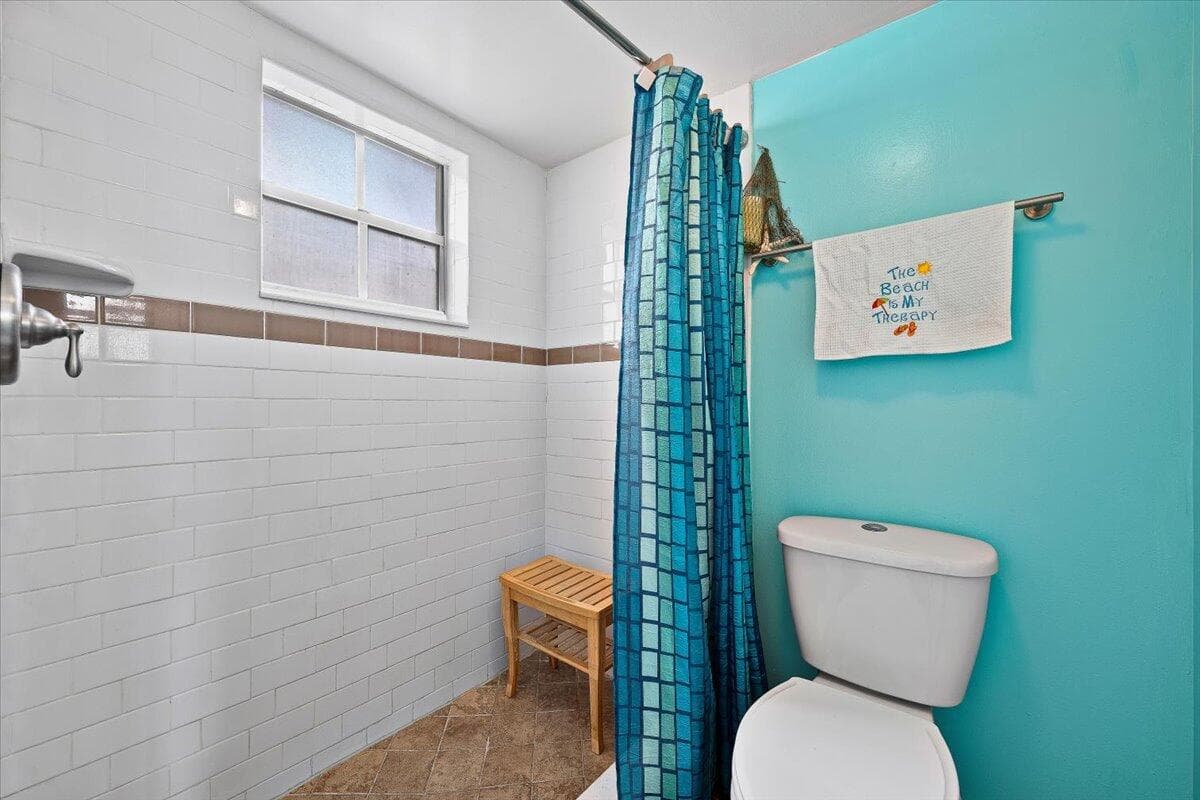 1015 Lake Shore Drive 105, Lake Park, FL 33403 — photo 23 of 41