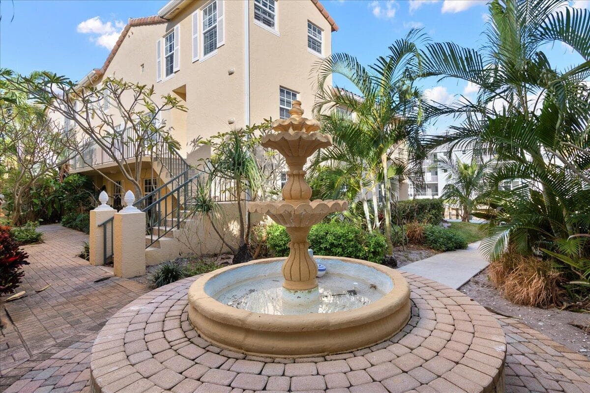 1015 Lake Shore Drive 105, Lake Park, FL 33403 — photo 2 of 41