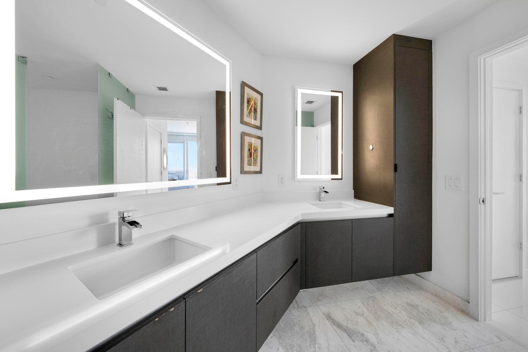 851 NE 1st Avenue 2410, Miami, FL 33132 — photo 12 of 27