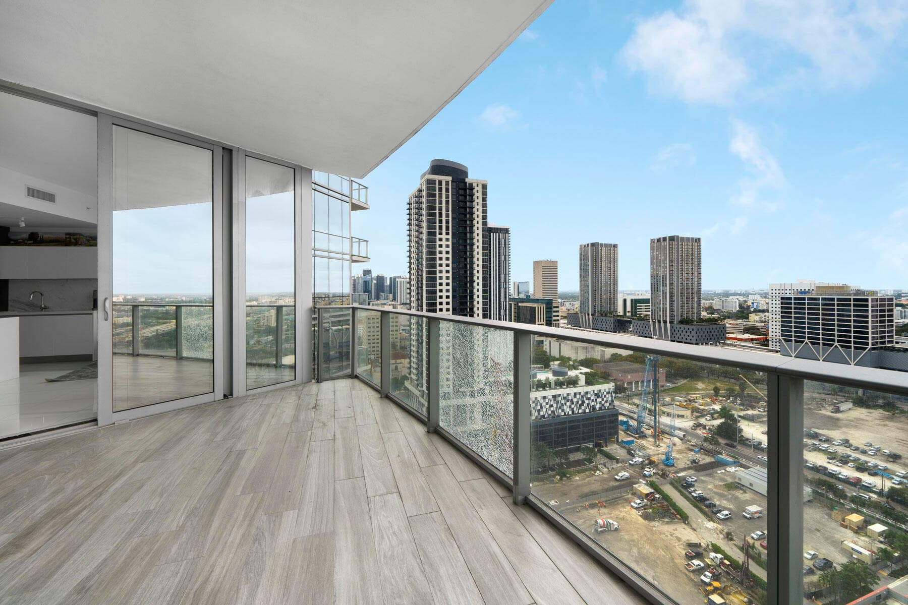 851 NE 1st Avenue 2410, Miami, FL 33132 — photo 20 of 27