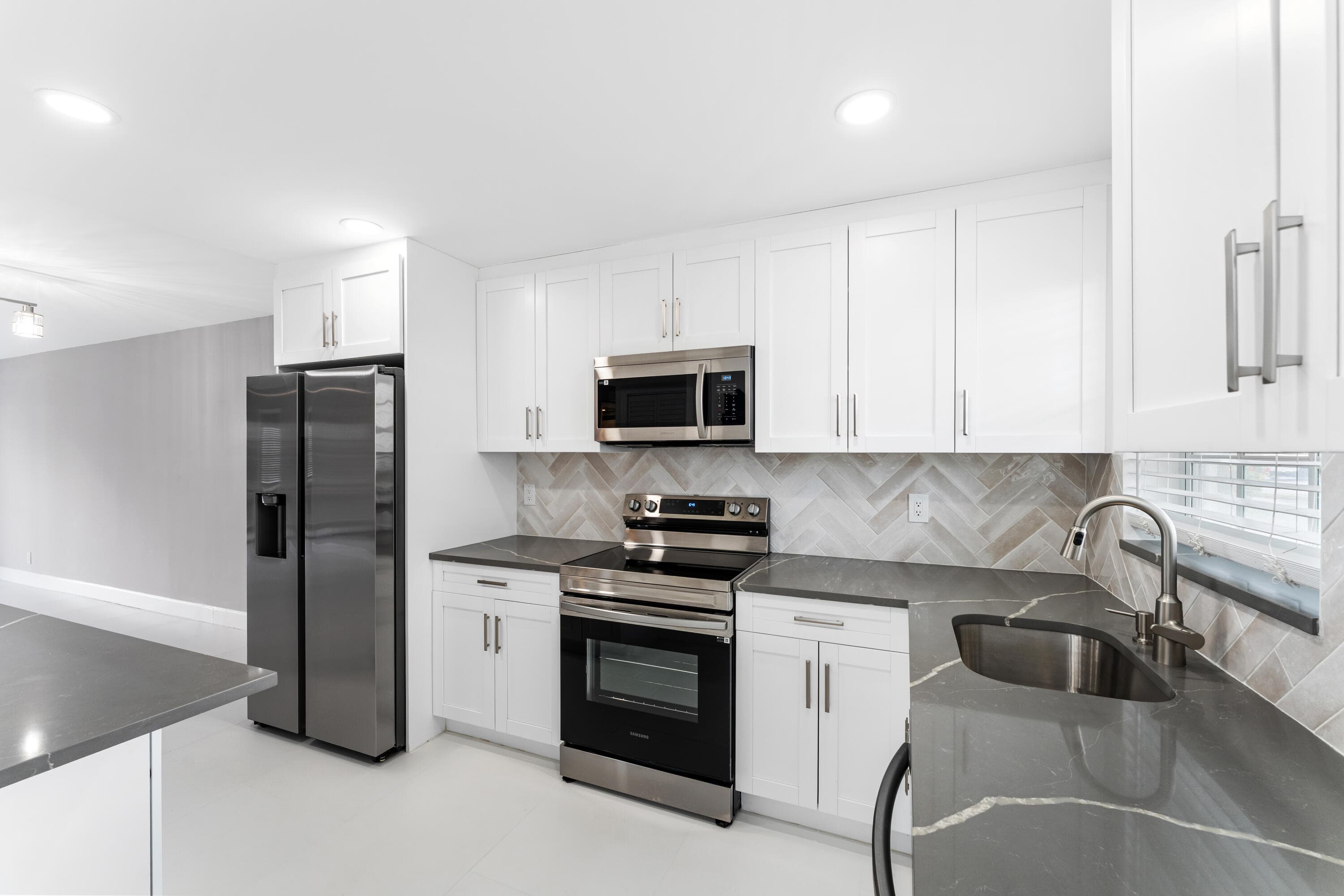 1030 Sugar Sands Boulevard 167, Singer Island, FL 33404 — photo 3 of 16