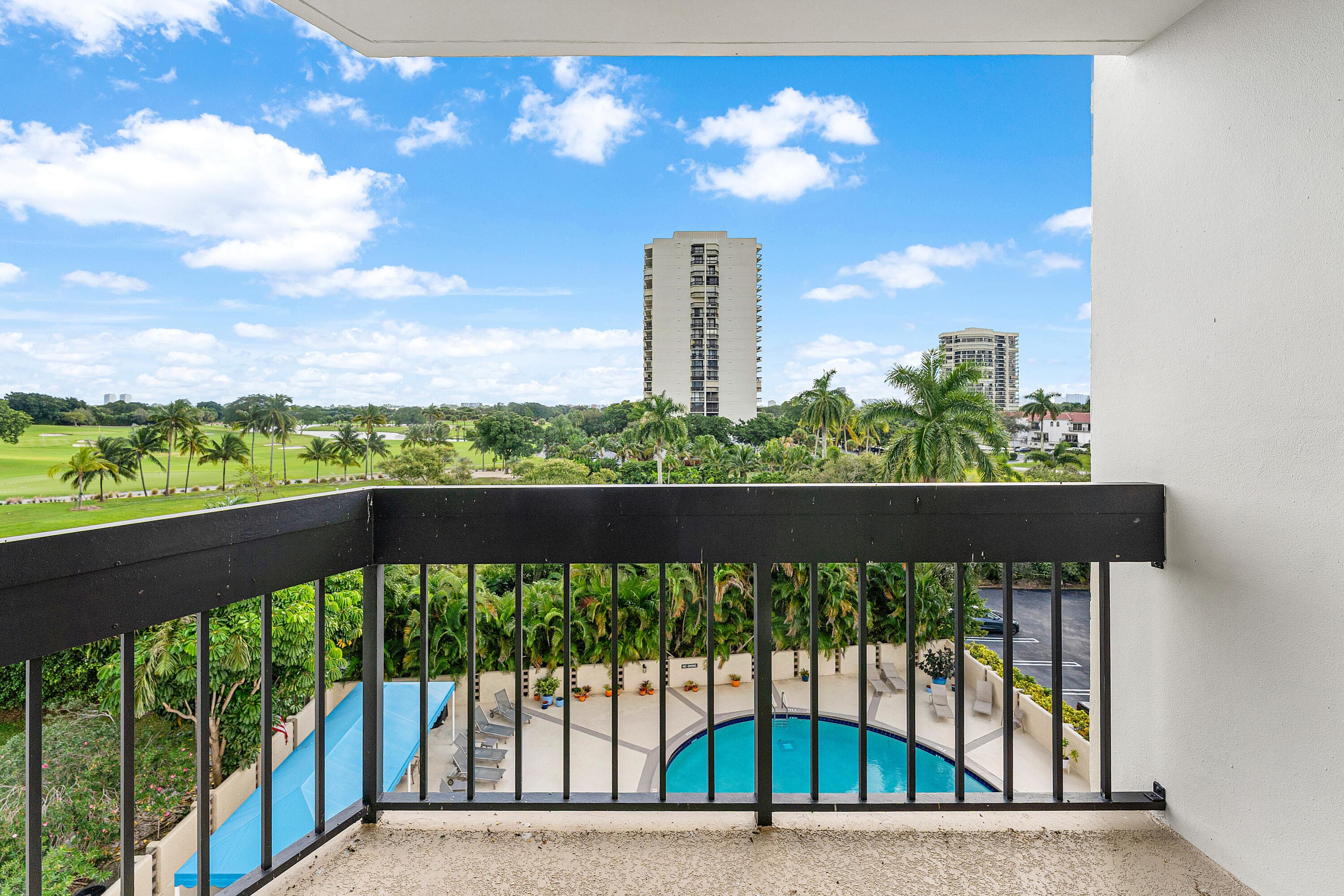 2400 Presidential Way 503, West Palm Beach, FL 33401 — photo 16 of 24