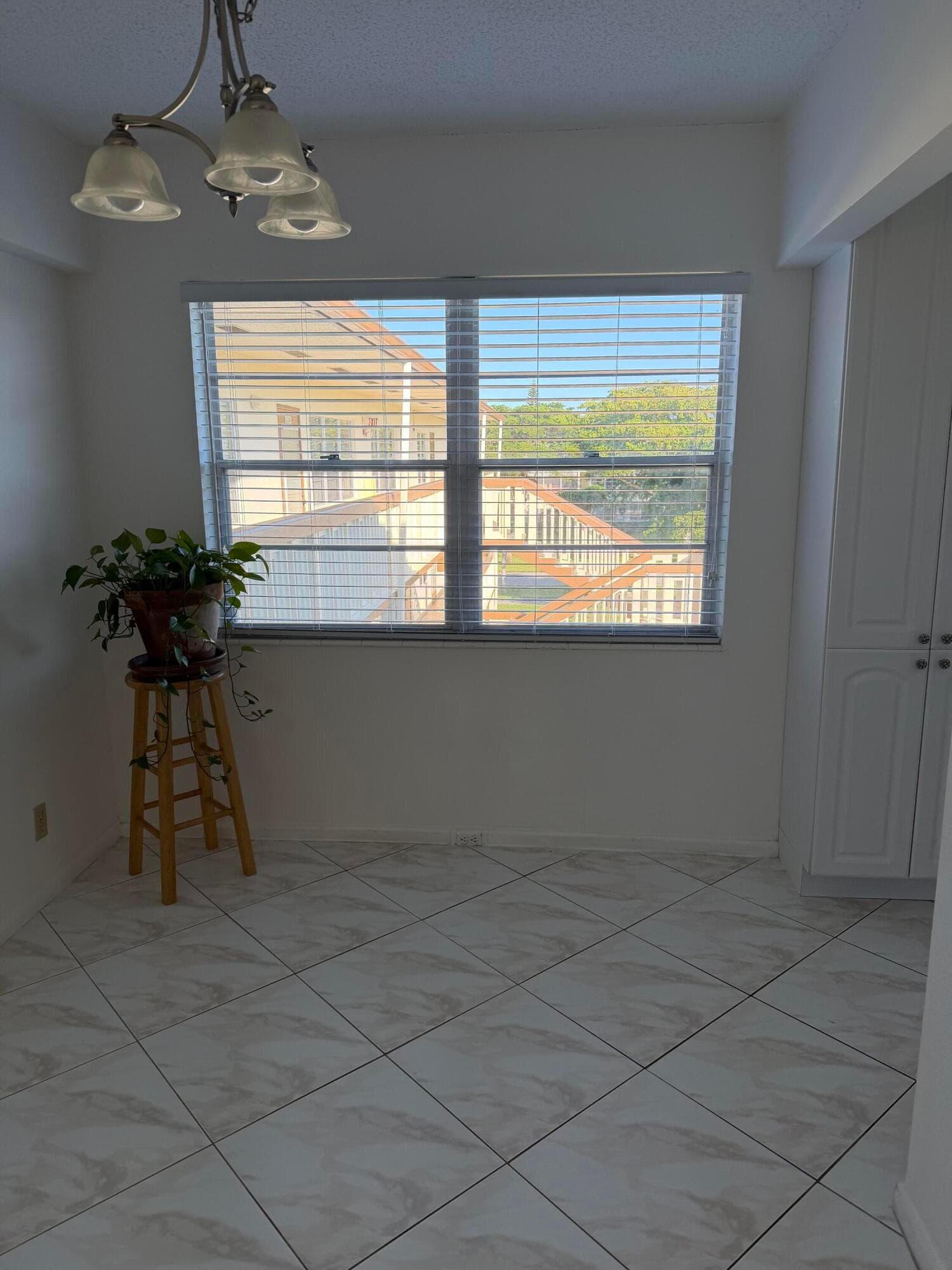 332 Mansfield H, Boca Raton, FL 33434 — photo 3 of 27