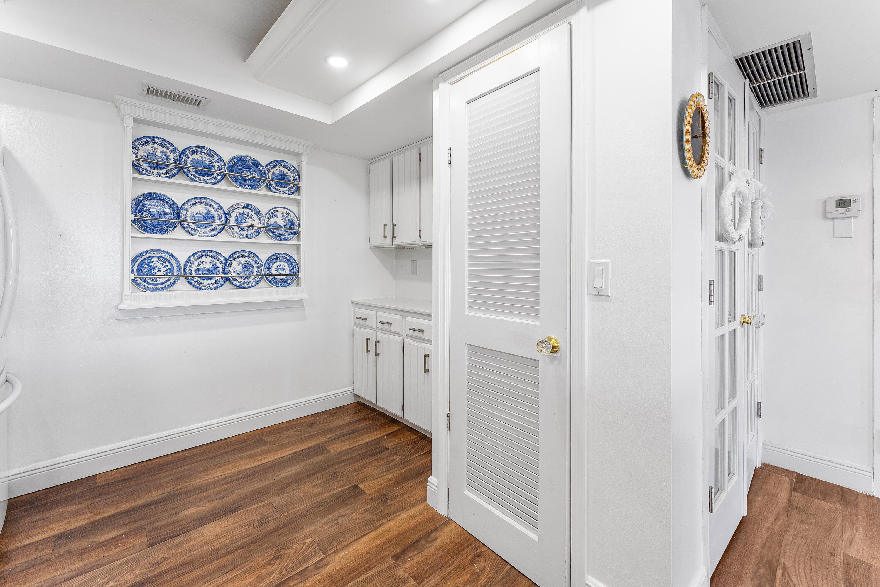 2400 Presidential Way 503, West Palm Beach, FL 33401 — photo 11 of 24