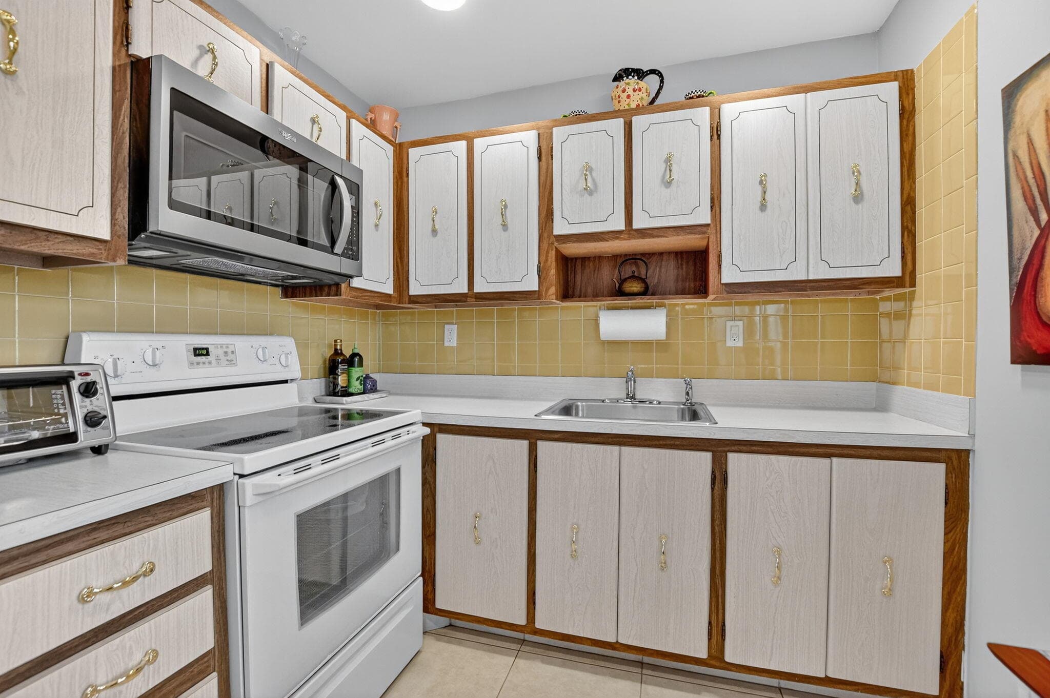 74 Burgundy B, Delray Beach, FL 33484 — photo 7 of 64