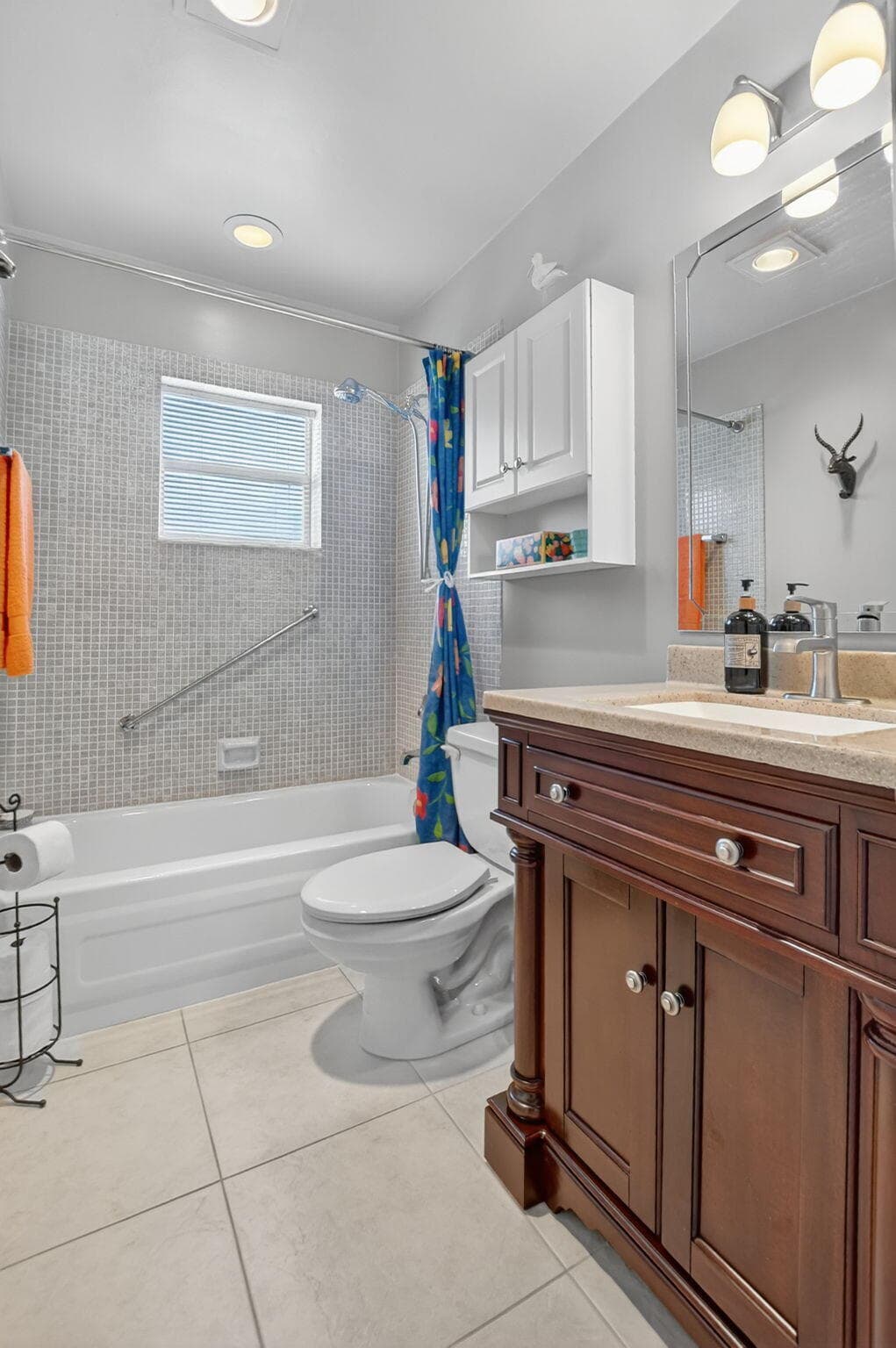 74 Burgundy B, Delray Beach, FL 33484 — photo 23 of 64