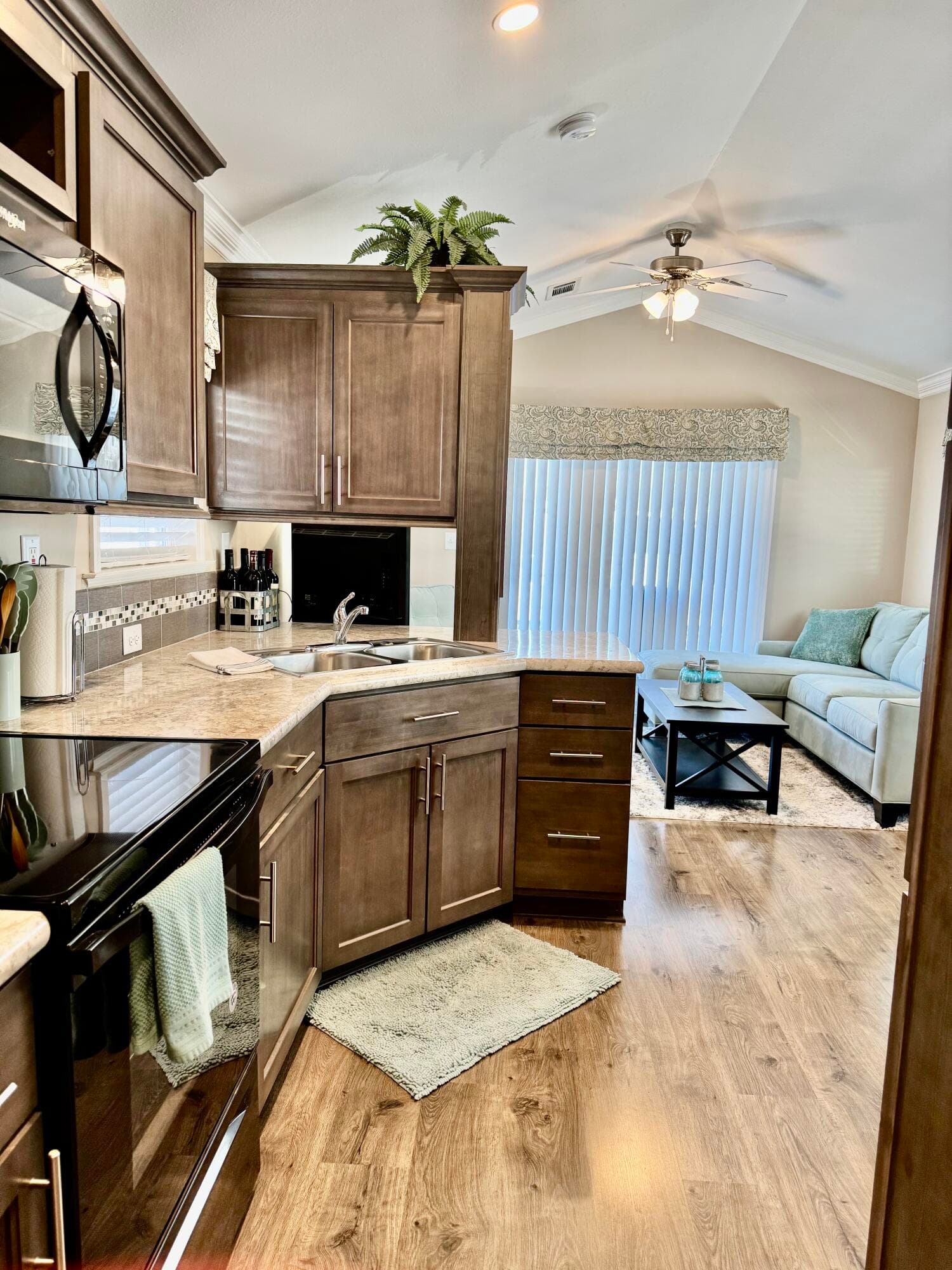 24 Shell Road, Okeechobee, FL 34974 — photo 11 of 38
