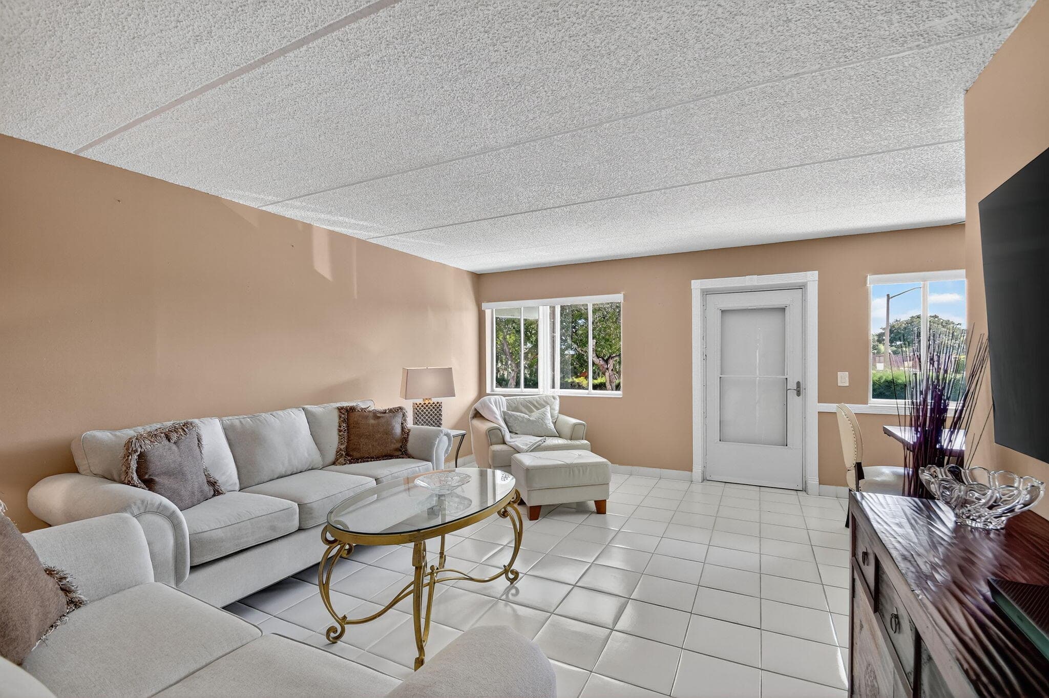 3200 Springdale Boulevard 217, Palm Springs, FL 33461 — photo 5 of 38