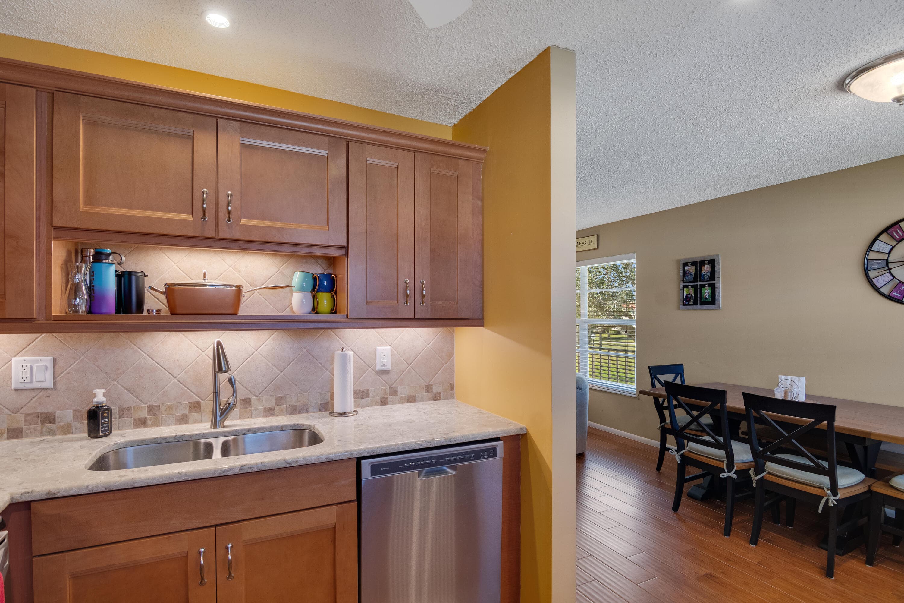 68 Royal Oak Court 202, Vero Beach, FL 32962 — photo 12 of 35