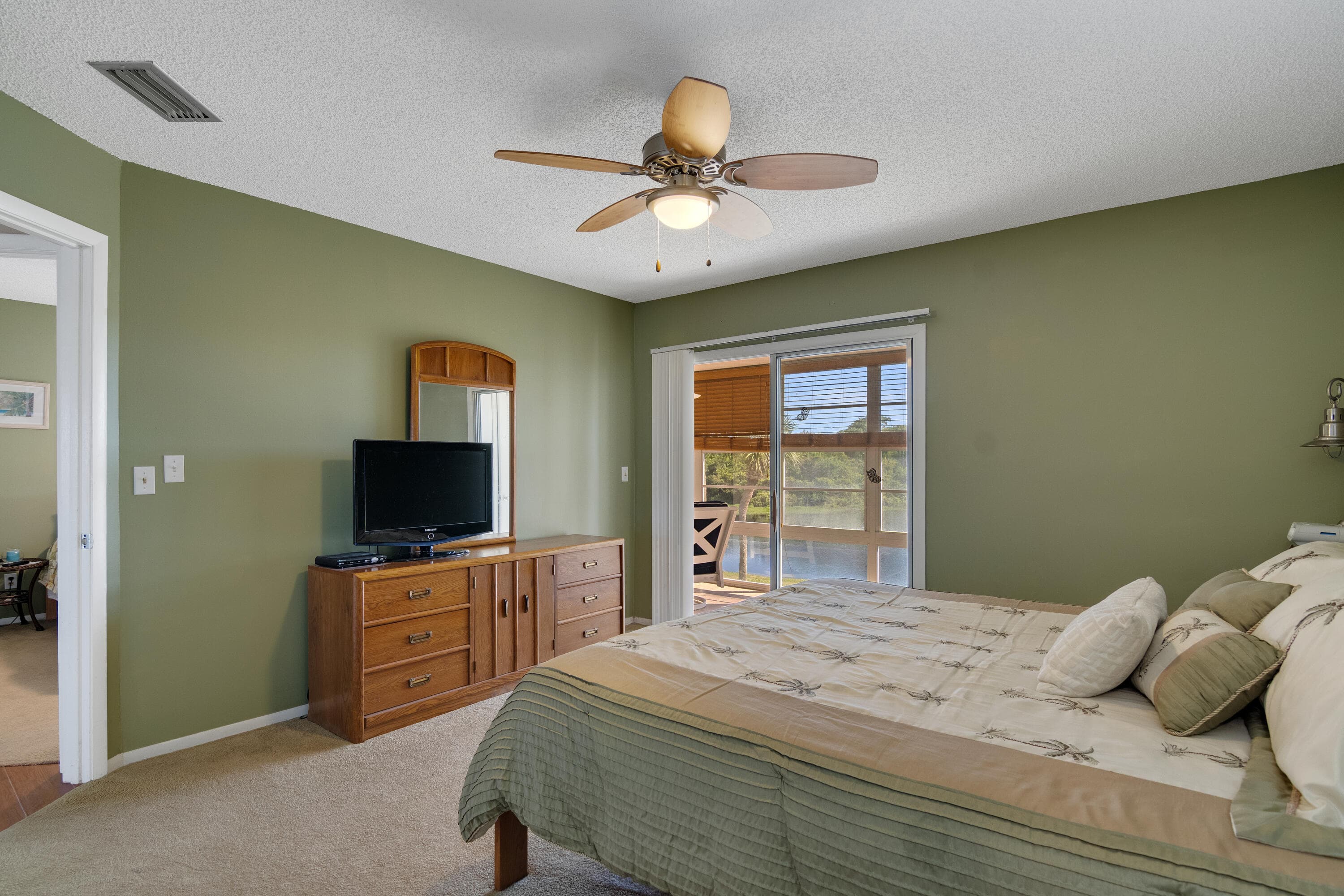 68 Royal Oak Court 202, Vero Beach, FL 32962 — photo 14 of 35