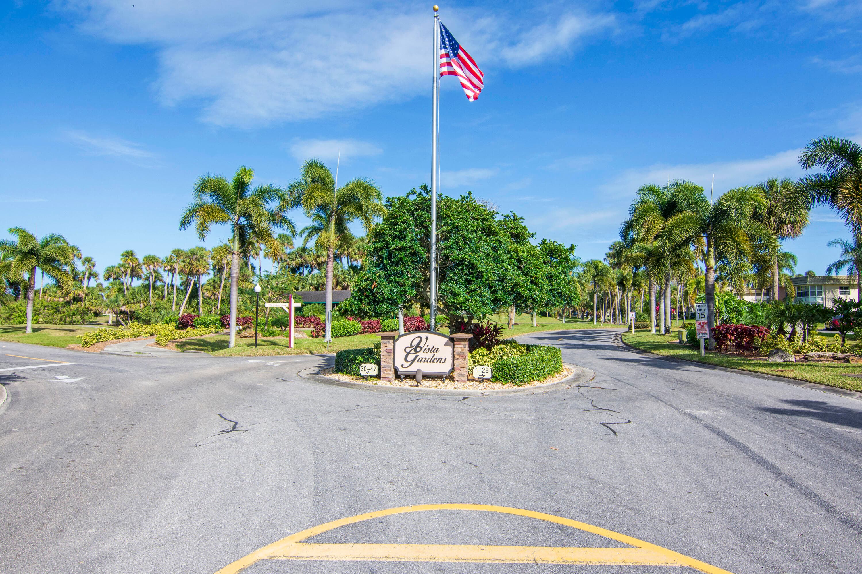 68 Royal Oak Court 202, Vero Beach, FL 32962 — photo 22 of 35