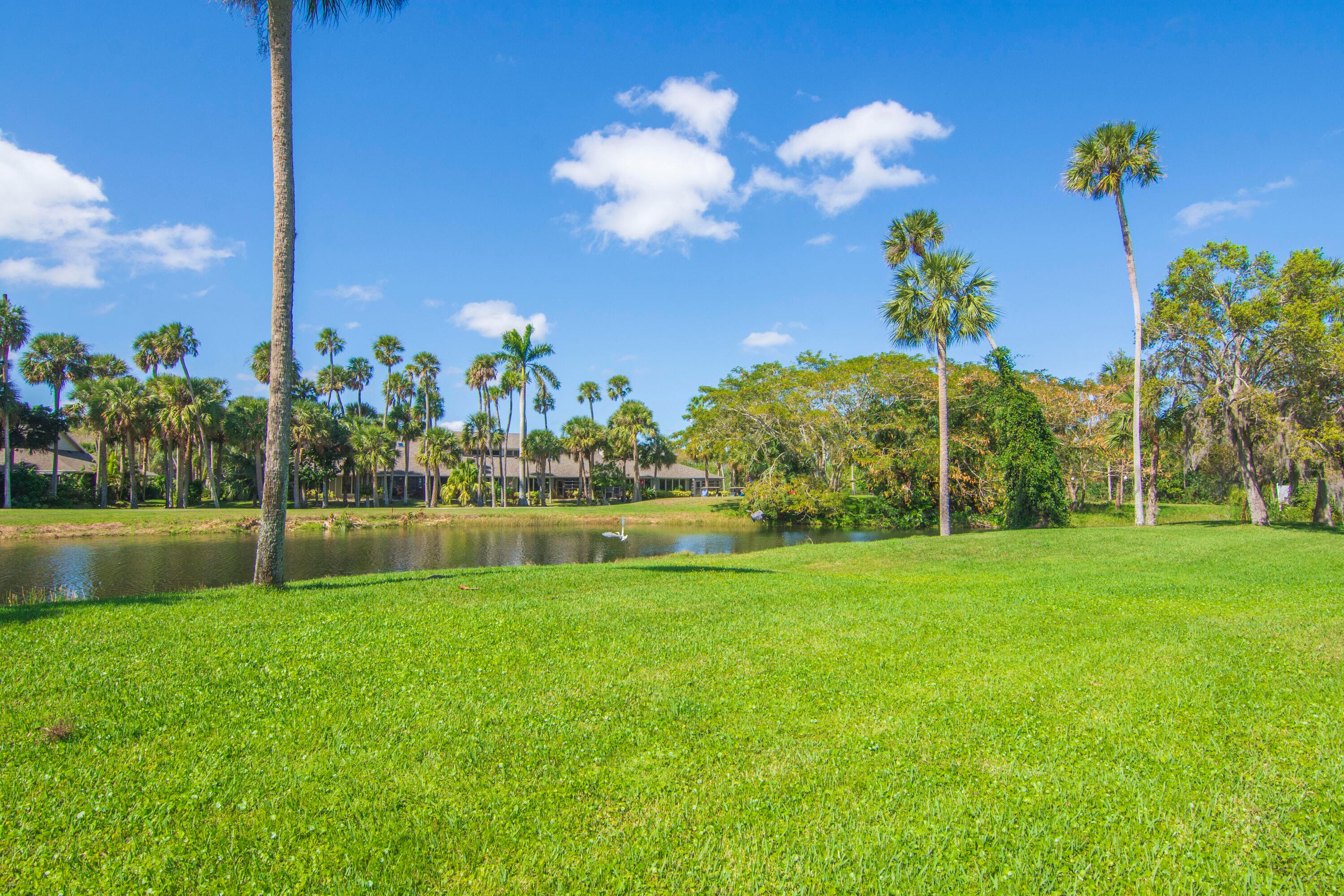 68 Royal Oak Court 202, Vero Beach, FL 32962 — photo 34 of 35