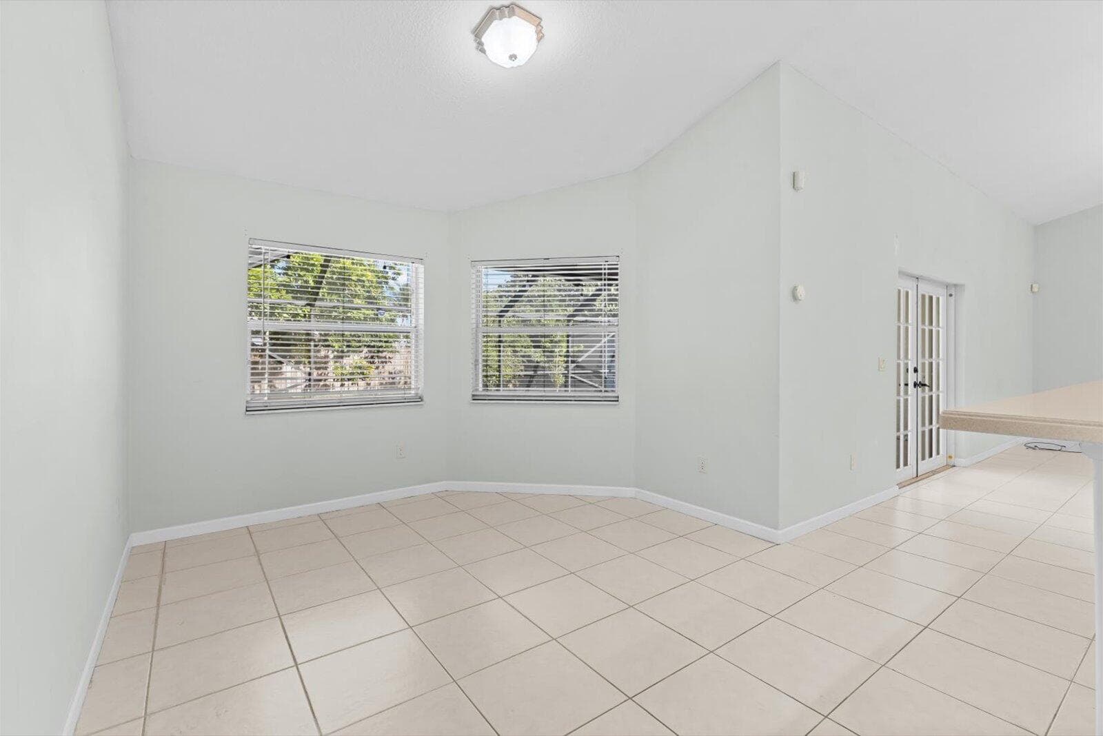 981 SW Mccracken Ave Avenue, Port St. Lucie, FL 34953 — photo 9 of 40
