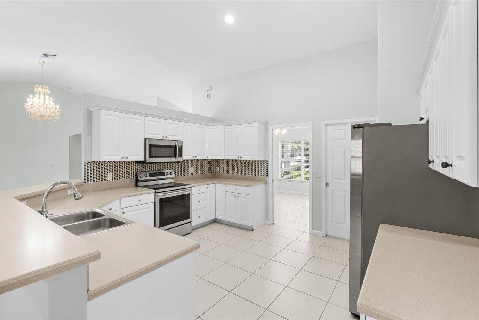 981 SW Mccracken Ave Avenue, Port St. Lucie, FL 34953 — photo 12 of 40